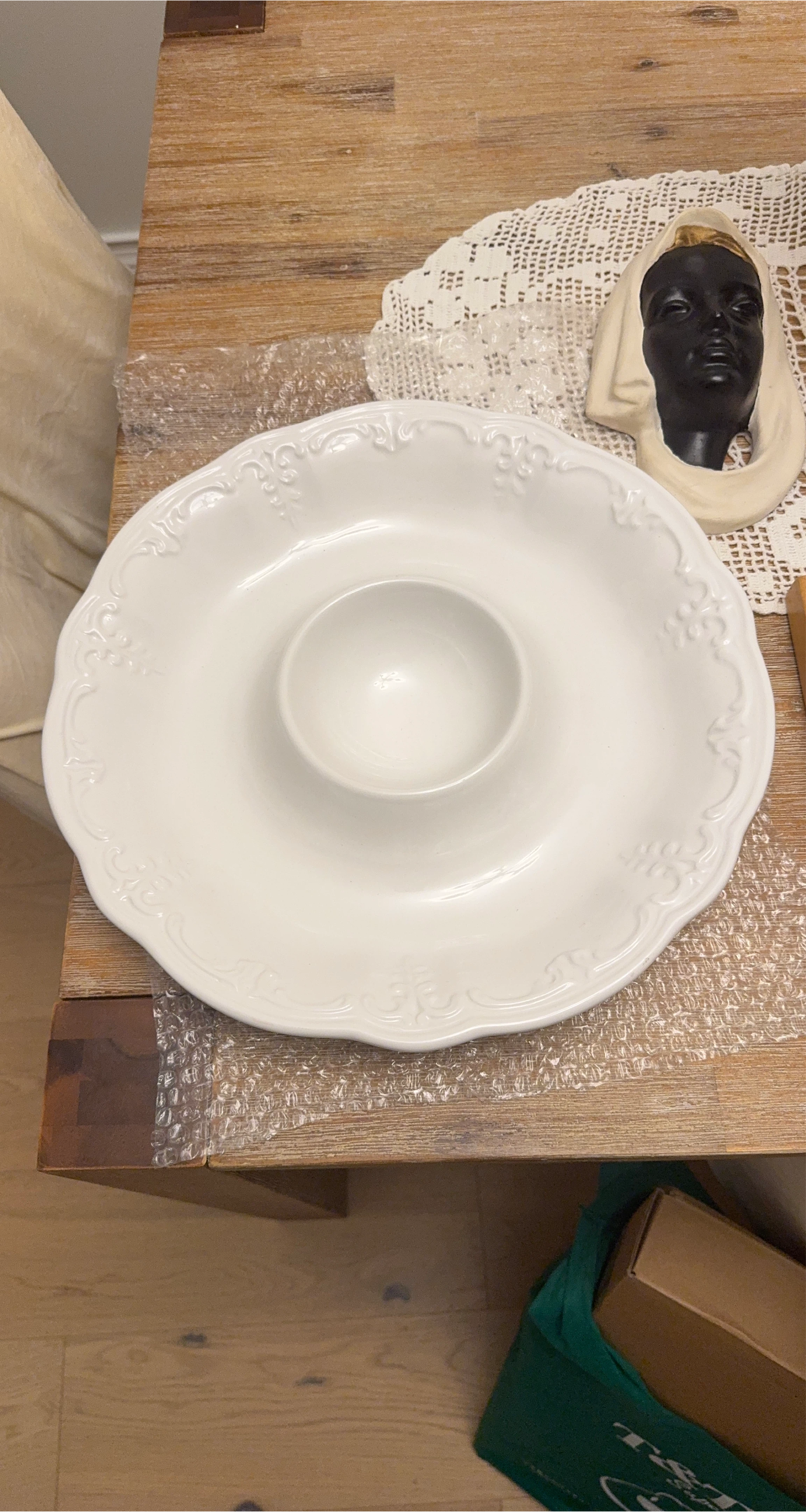 White Ceramic Egg Tray thumbnail