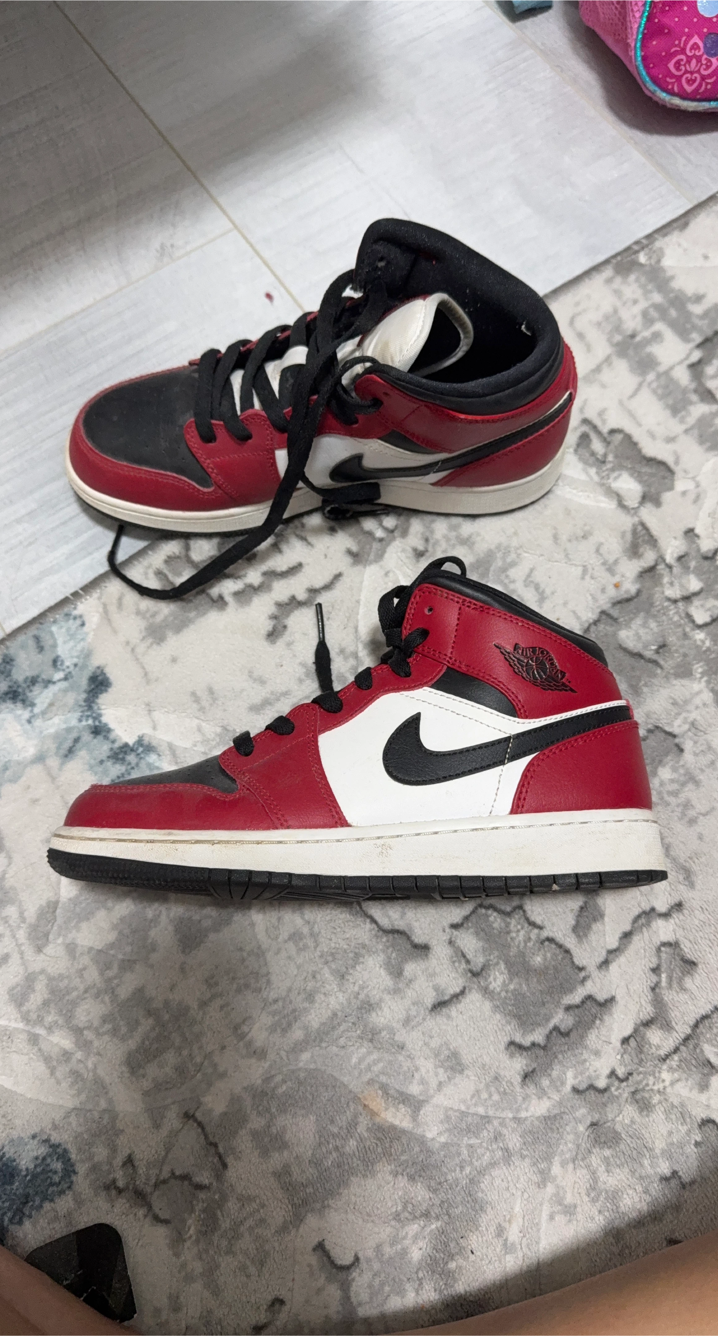 Nike Air Jordan 1 Mid - Red/Black thumbnail