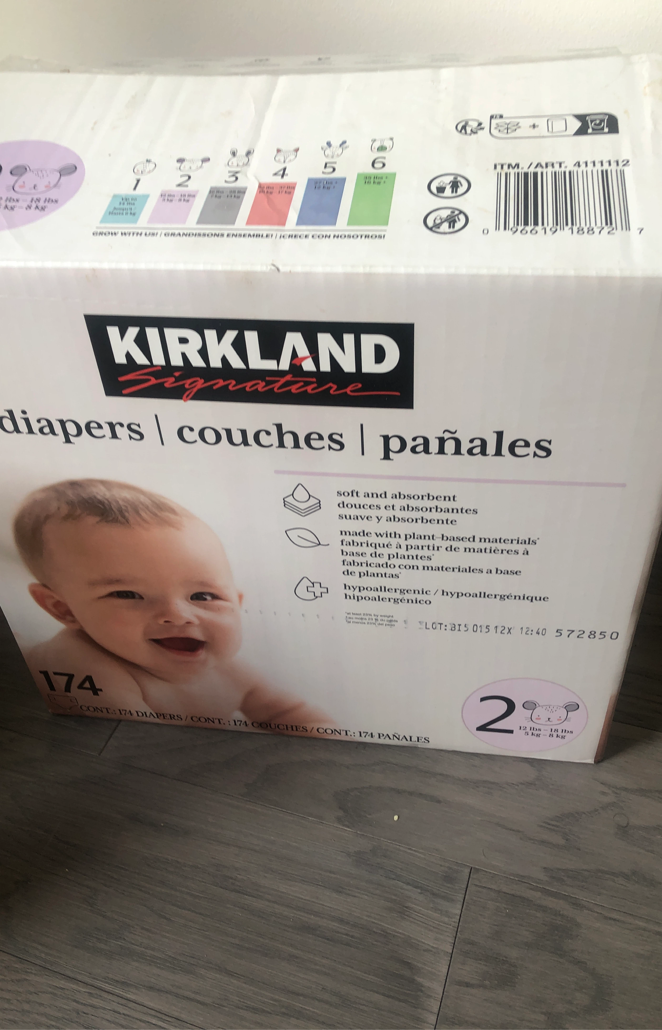Kirkland Signature Size 2 Diapers - 116 Count thumbnail