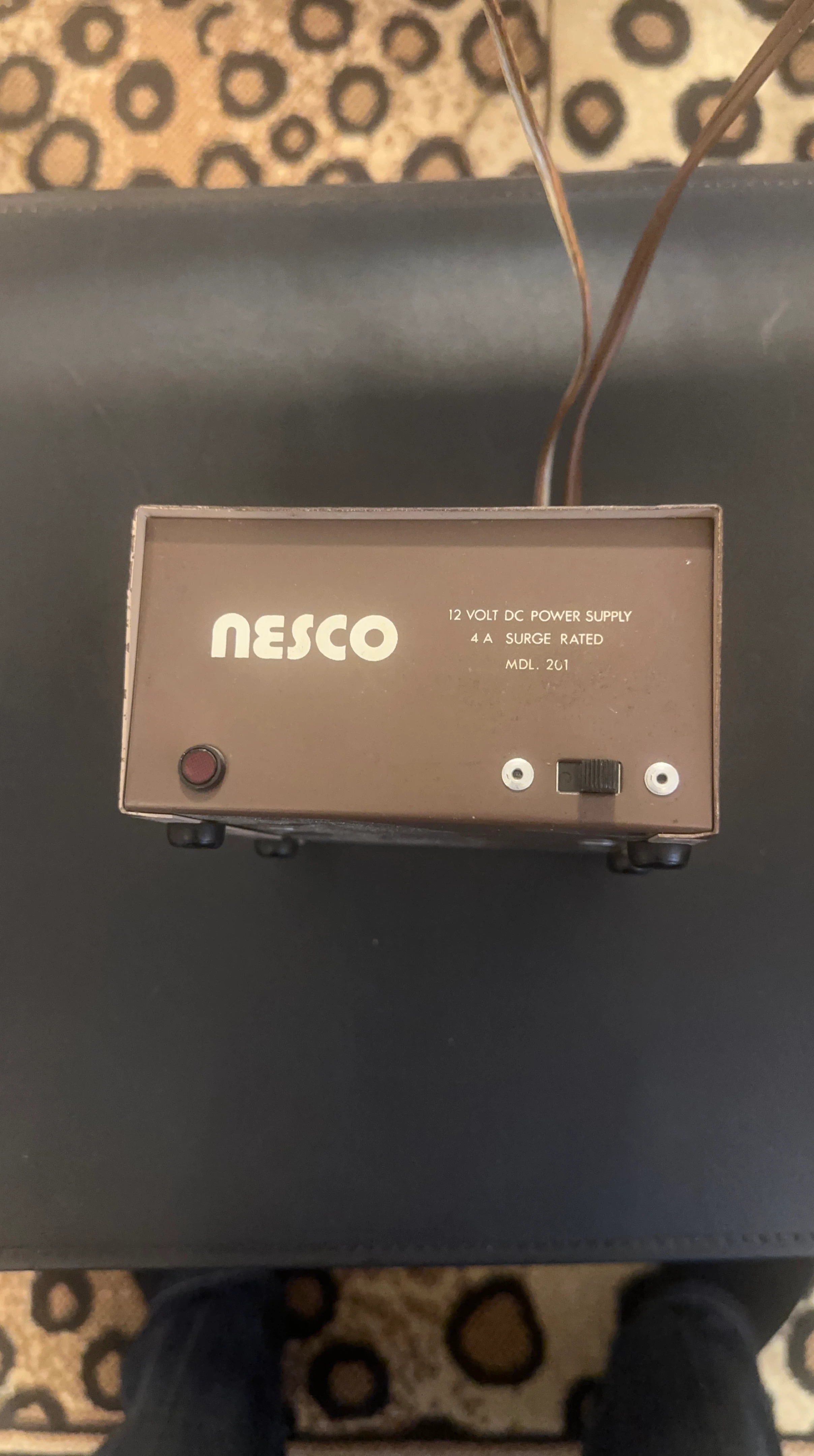 Nesco 12 Volt DC Power Supply - 4A Surge Rated