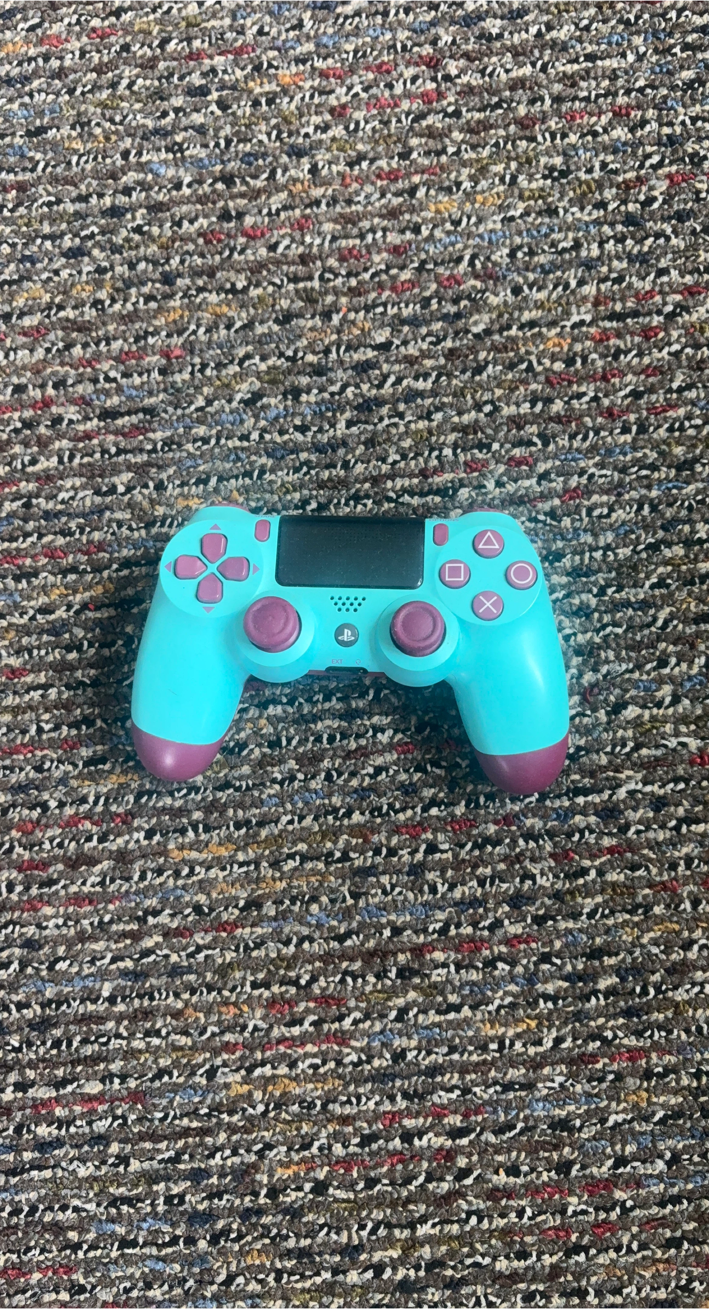 PlayStation 4 DualShock 4 Controller - Blue thumbnail