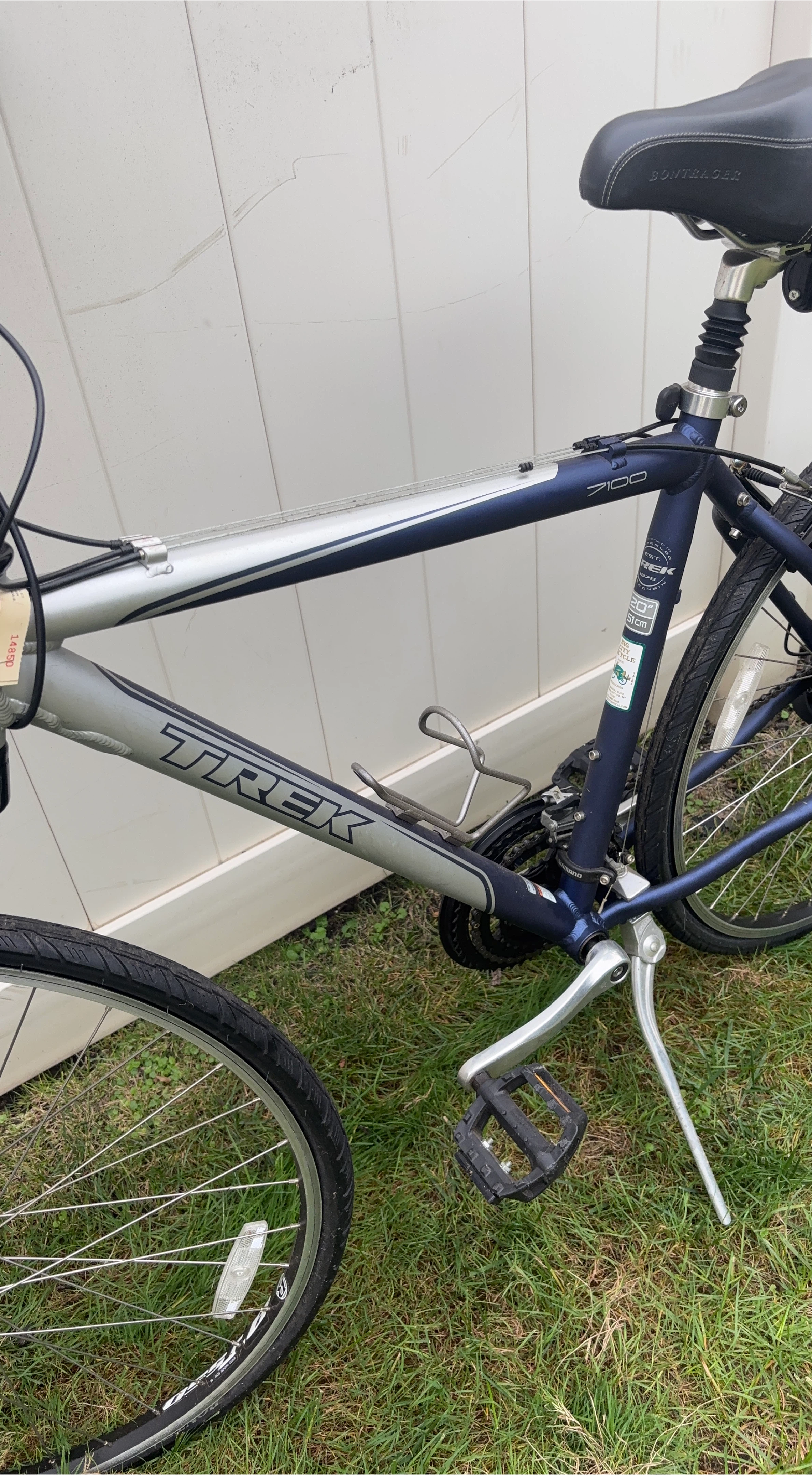 Trek 7100 Hybrid Bike