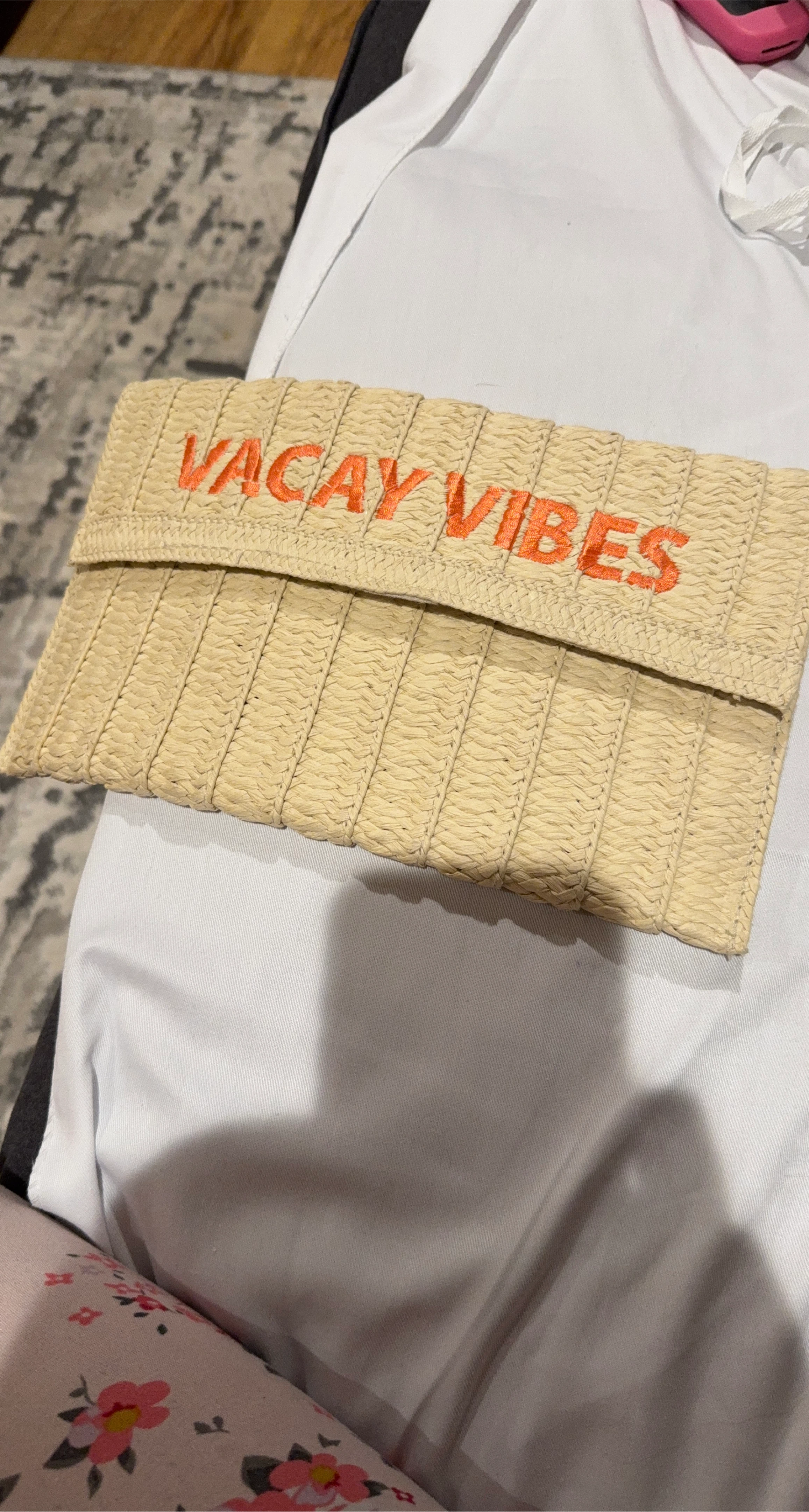 Vacay Vibes Straw Clutch thumbnail