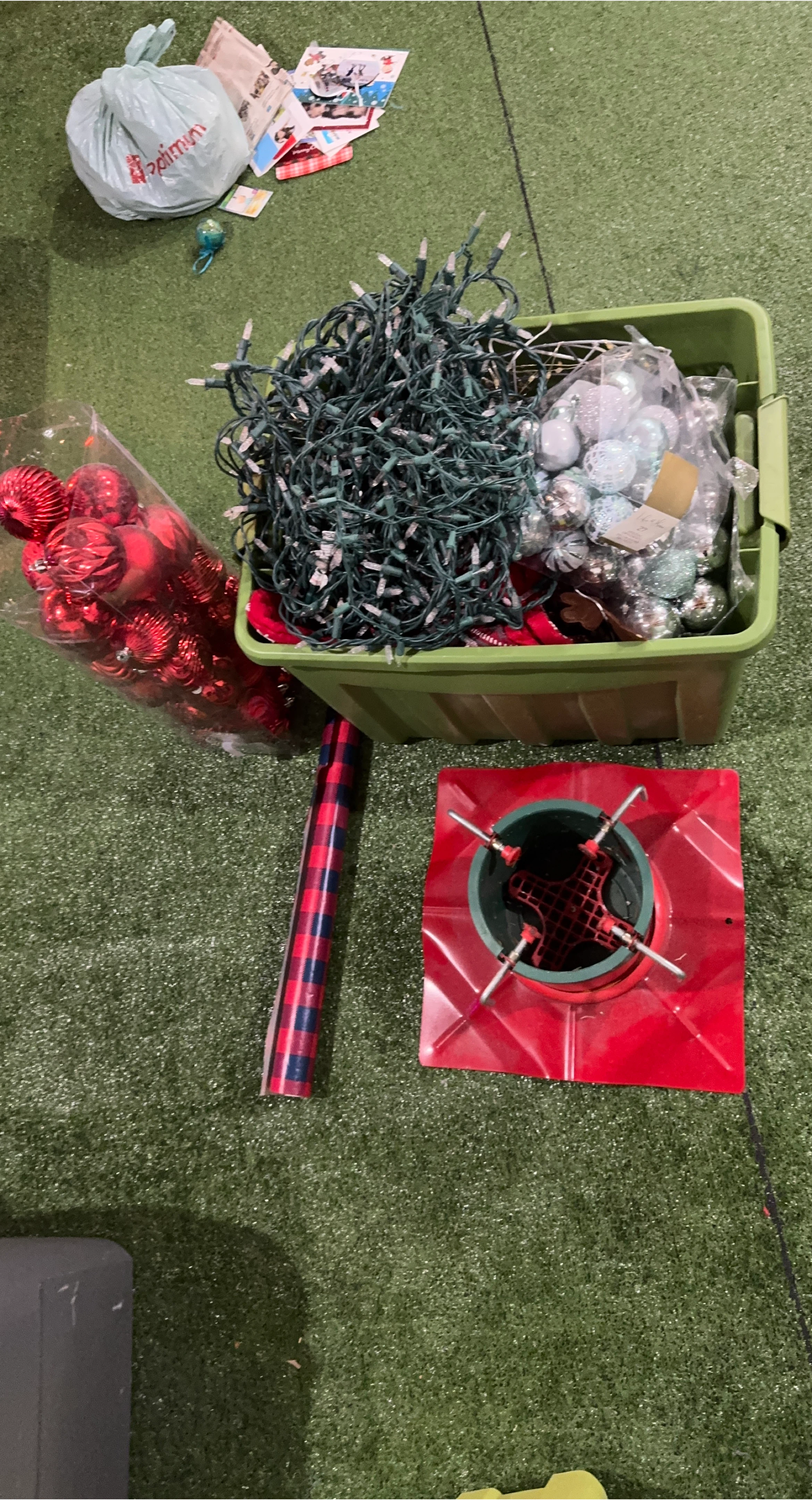 Christmas Decorations Bundle thumbnail