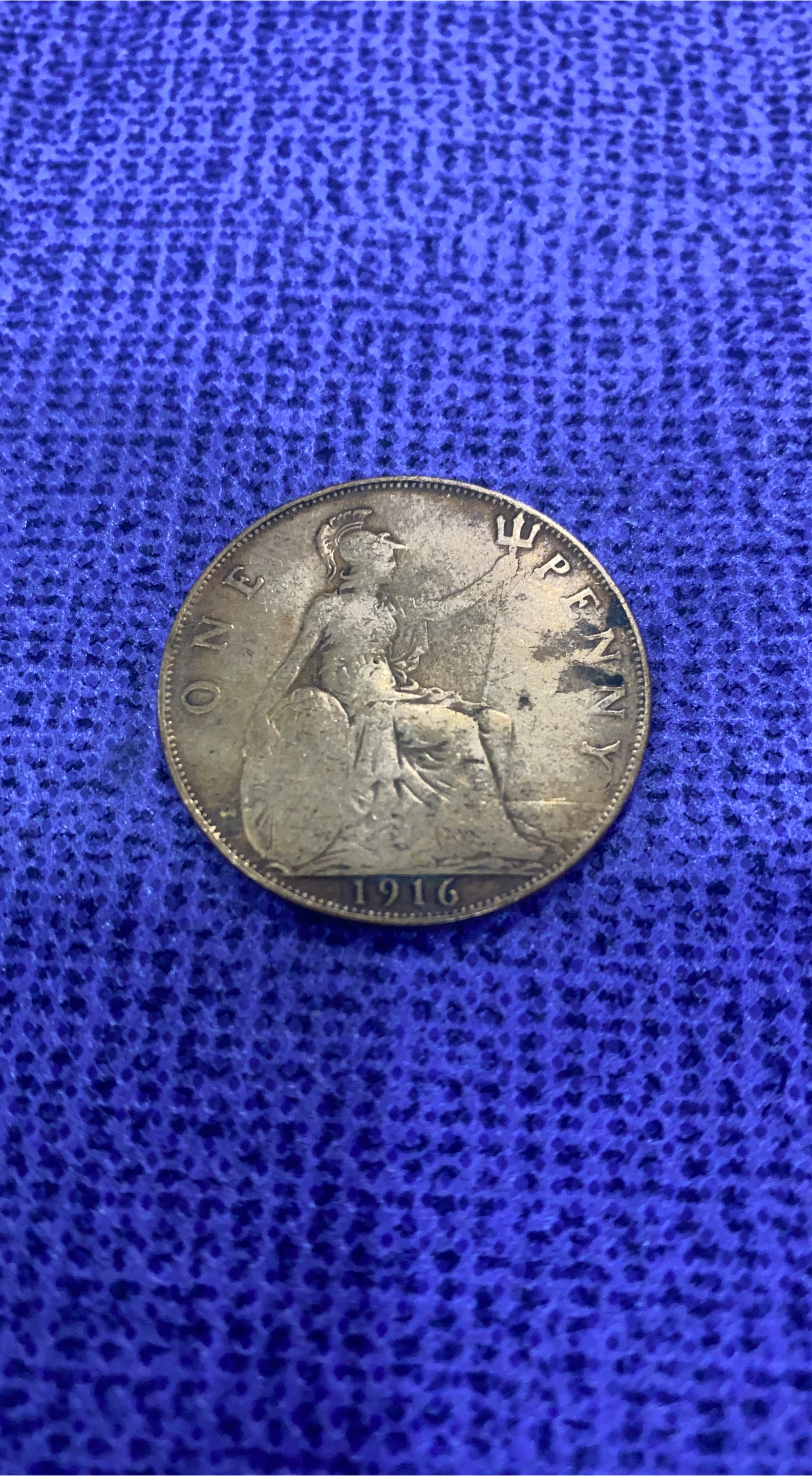 1916 One Penny Coin thumbnail