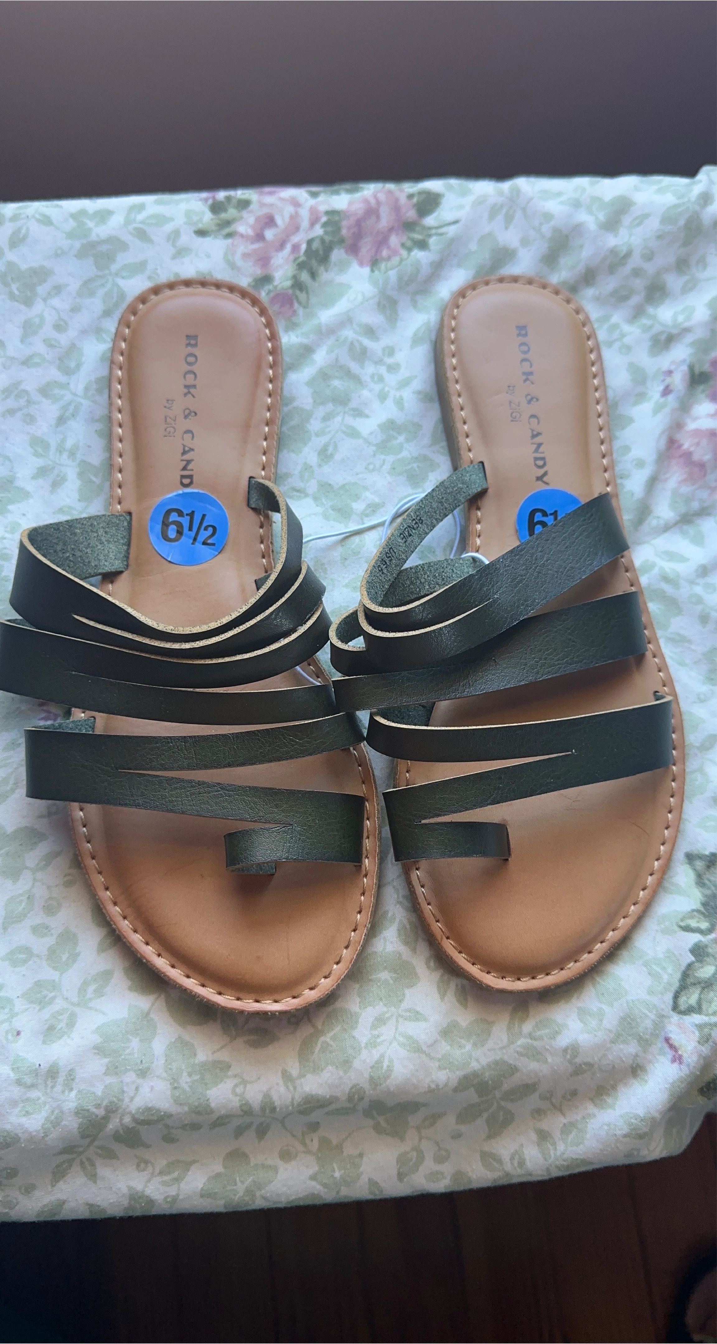 Rock & Candy Olive Green Sandals - Size 6.5 thumbnail