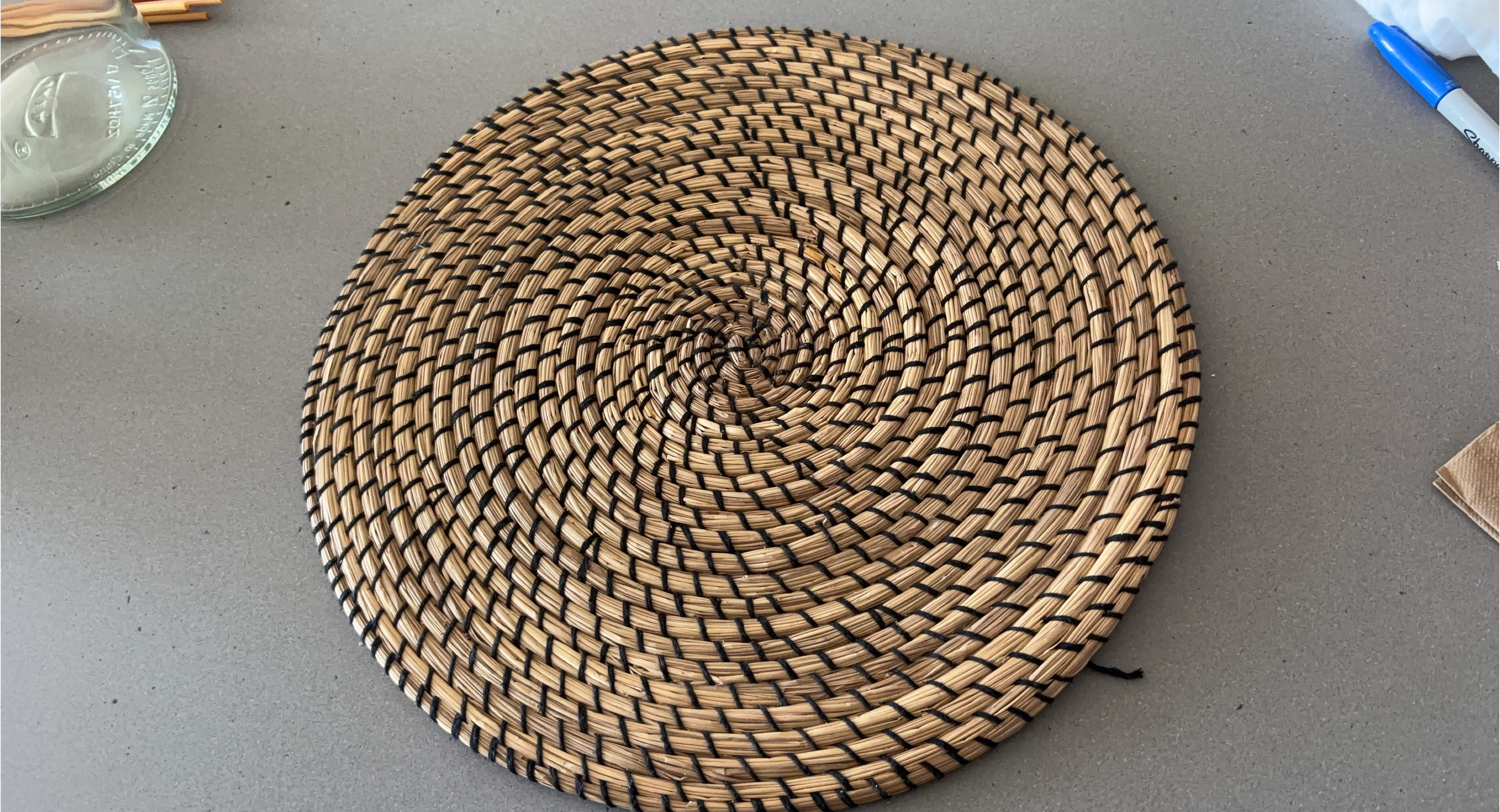 Woven Round Placemat thumbnail