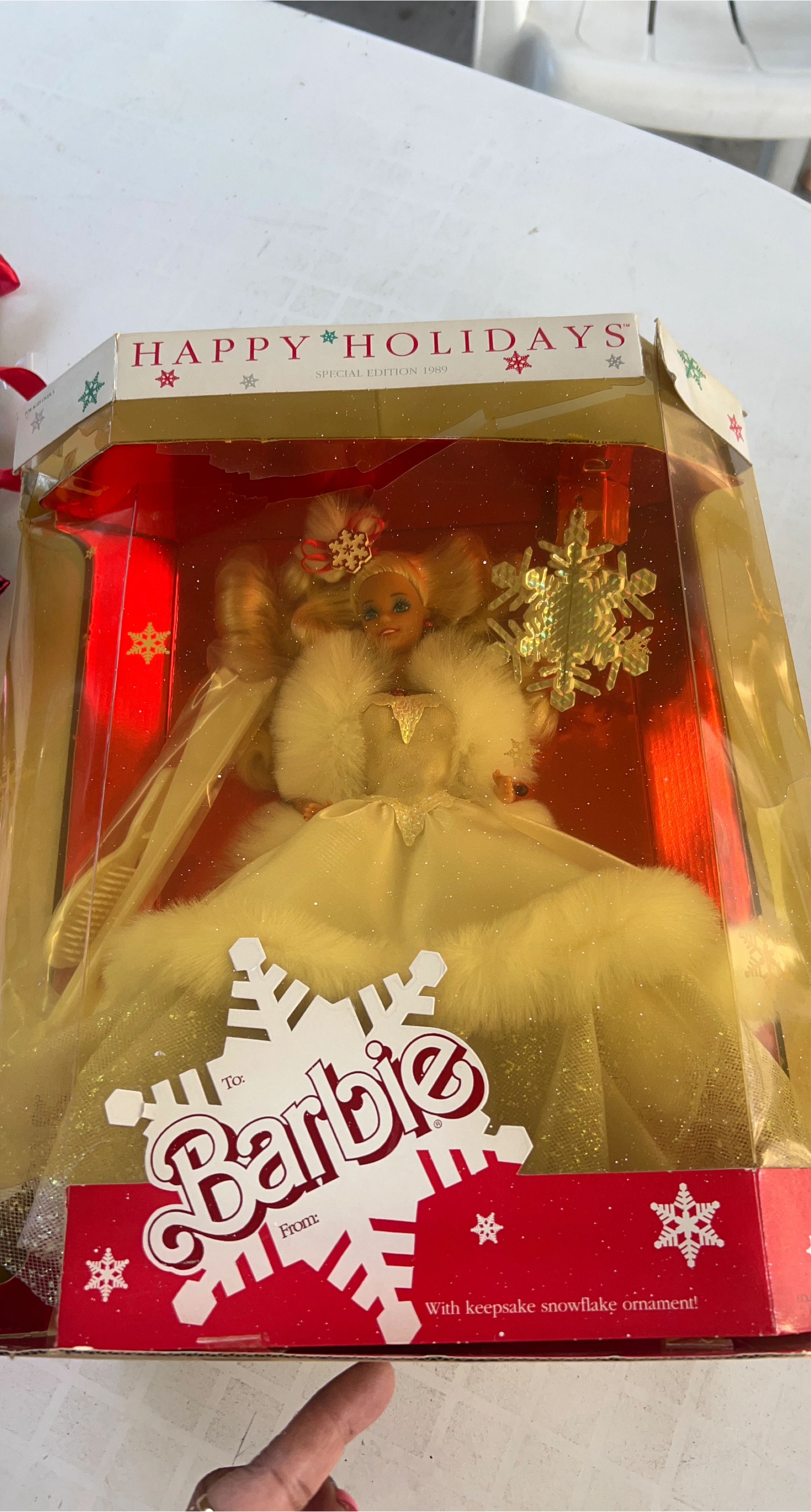 1989 Happy Holidays Special Edition Barbie - New thumbnail