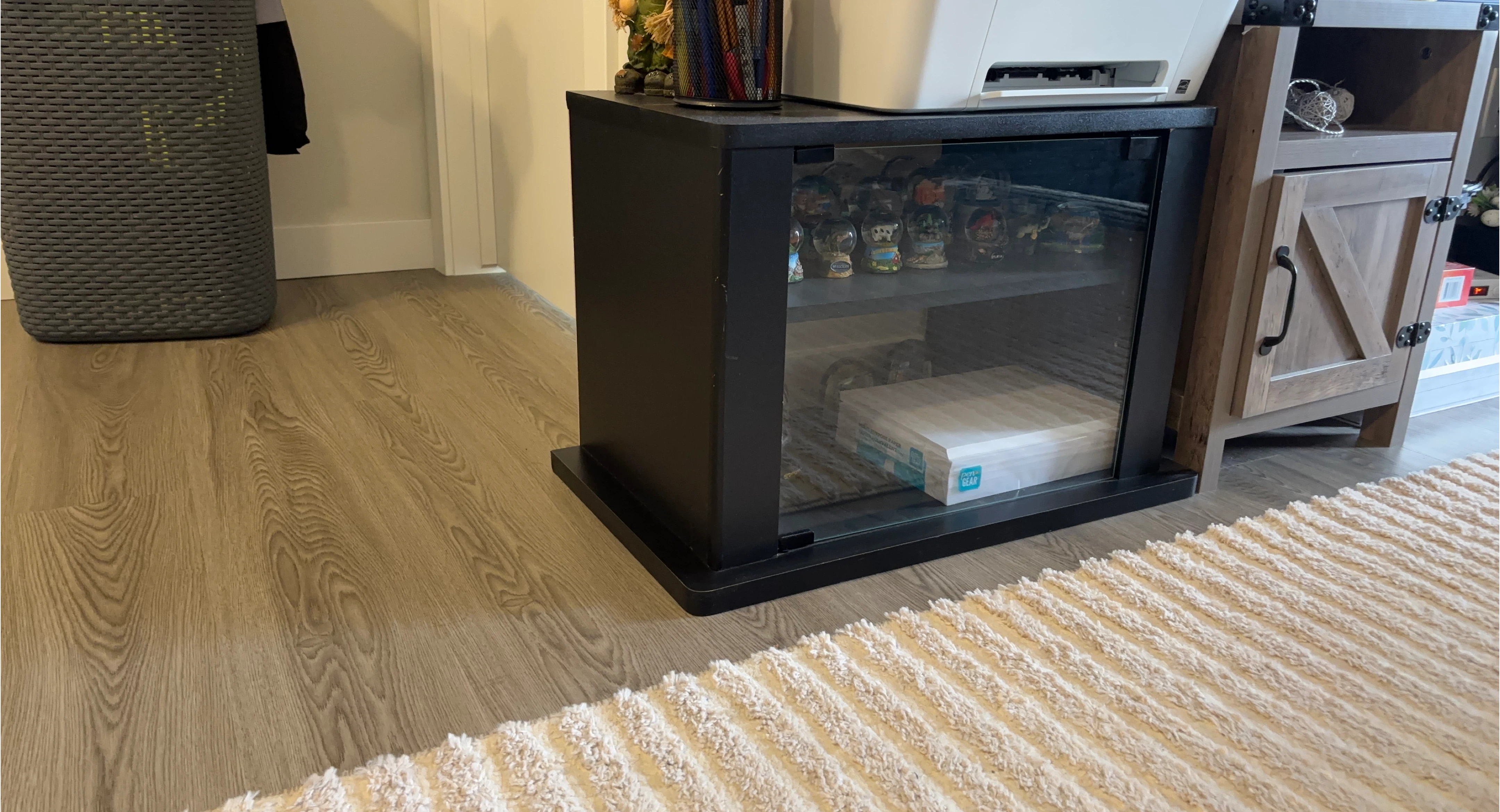 Black Glass Display Cabinet thumbnail