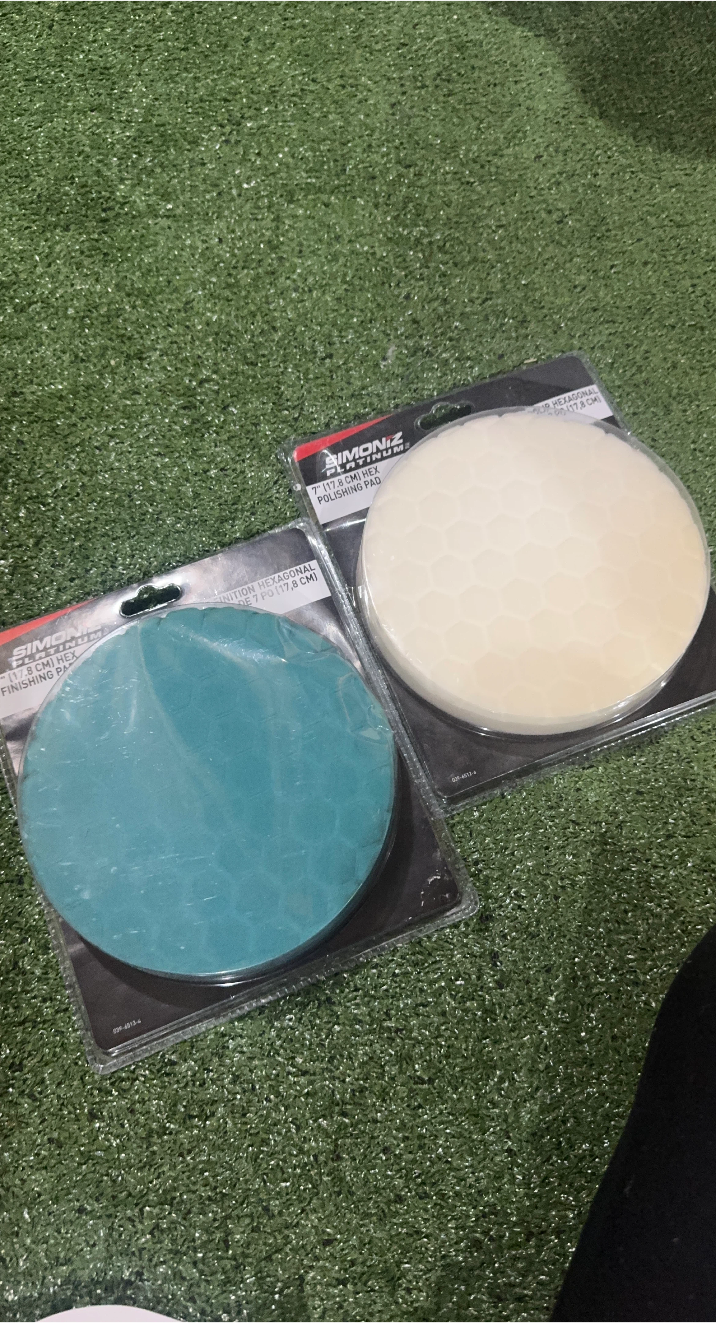 Simoniz Platinum 7" Hex Polishing Pads thumbnail