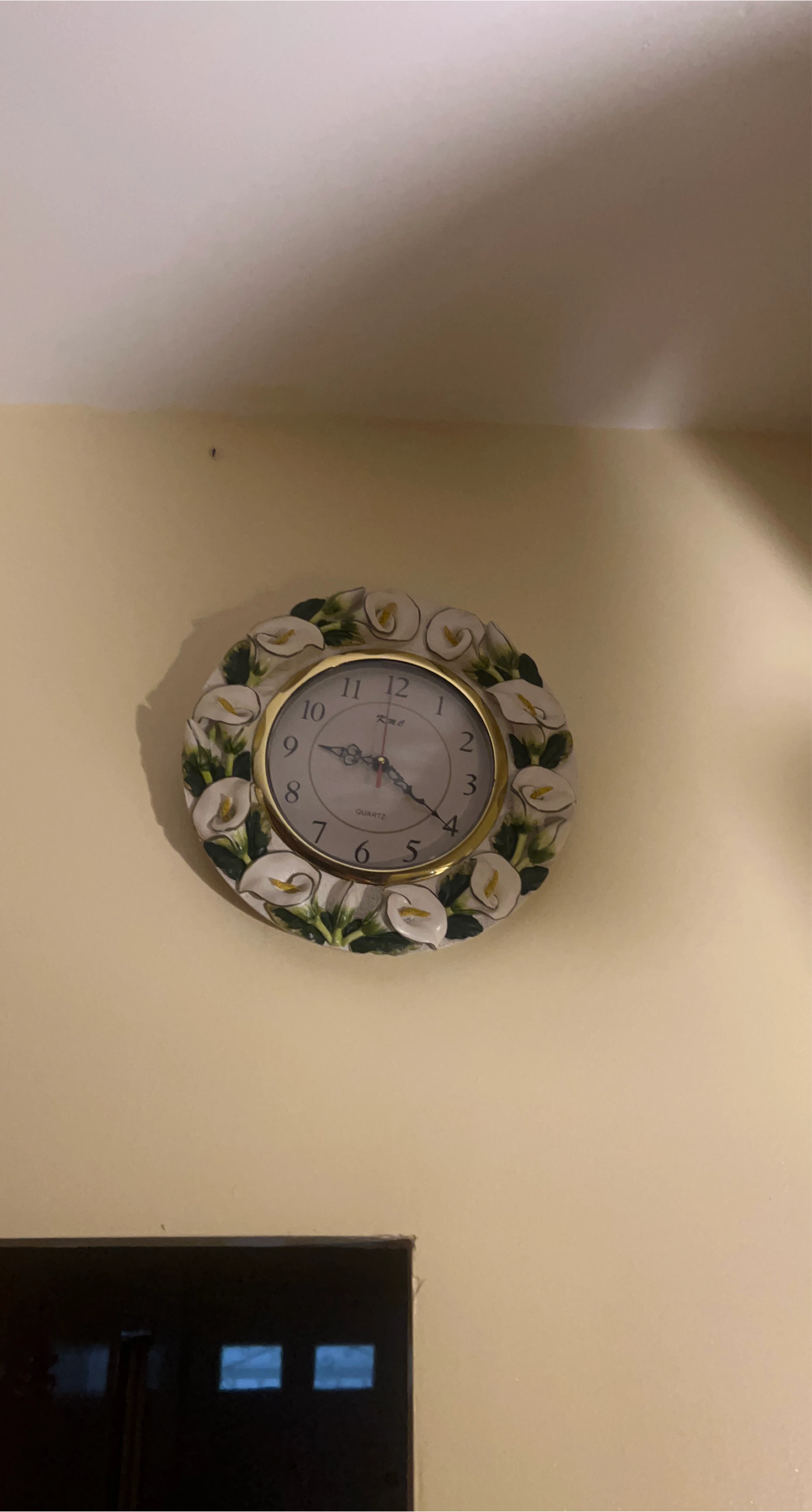 RMC Quartz Floral Wall Clock thumbnail