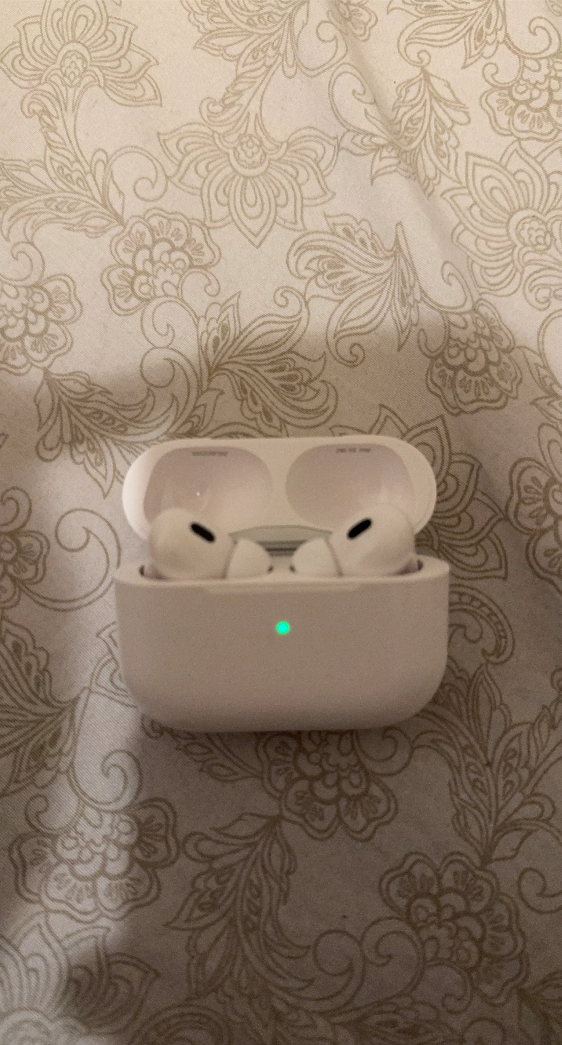Apple AirPods Pro 2nd Gen