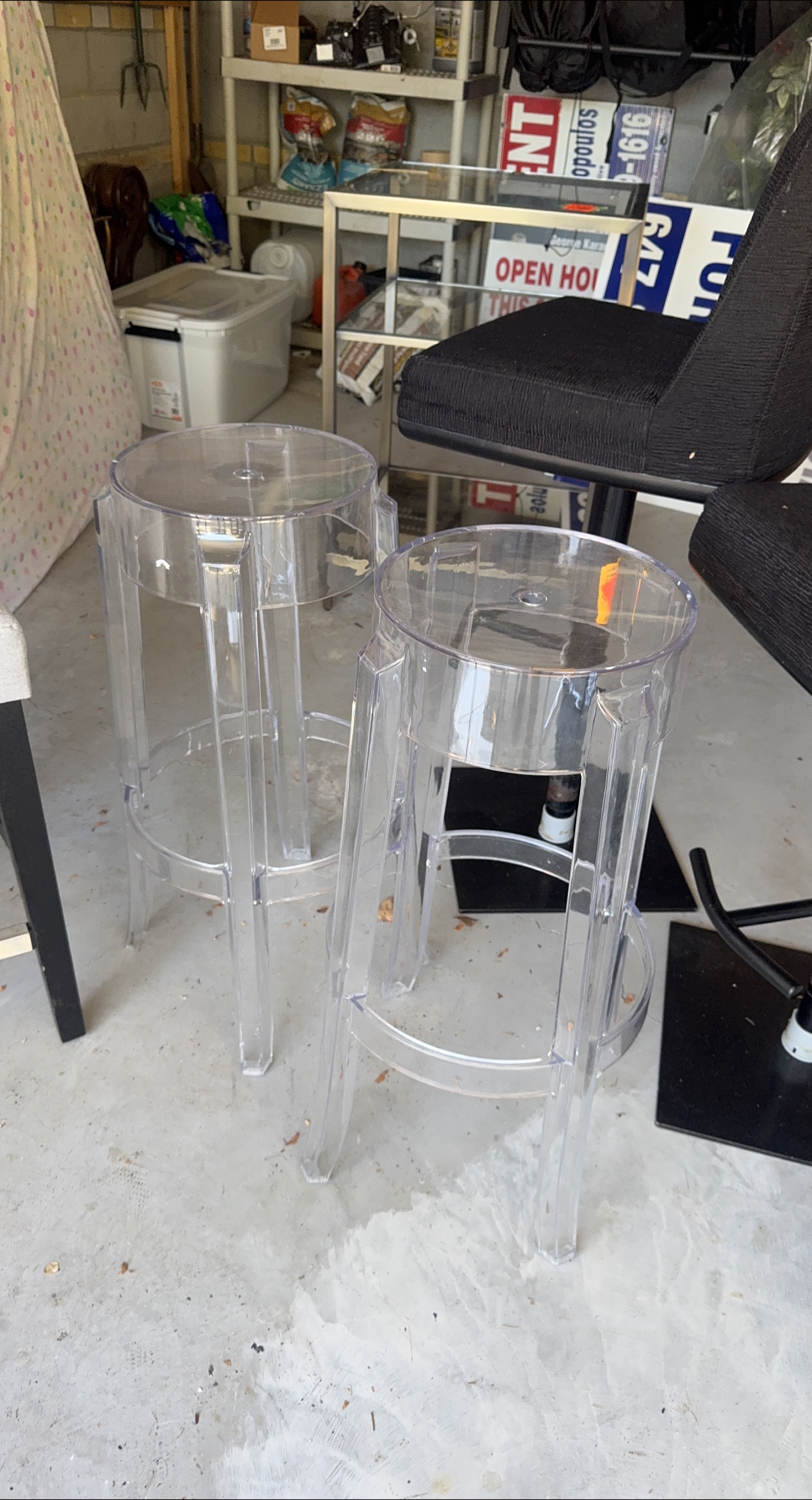 Clear Acrylic Bar Stools thumbnail