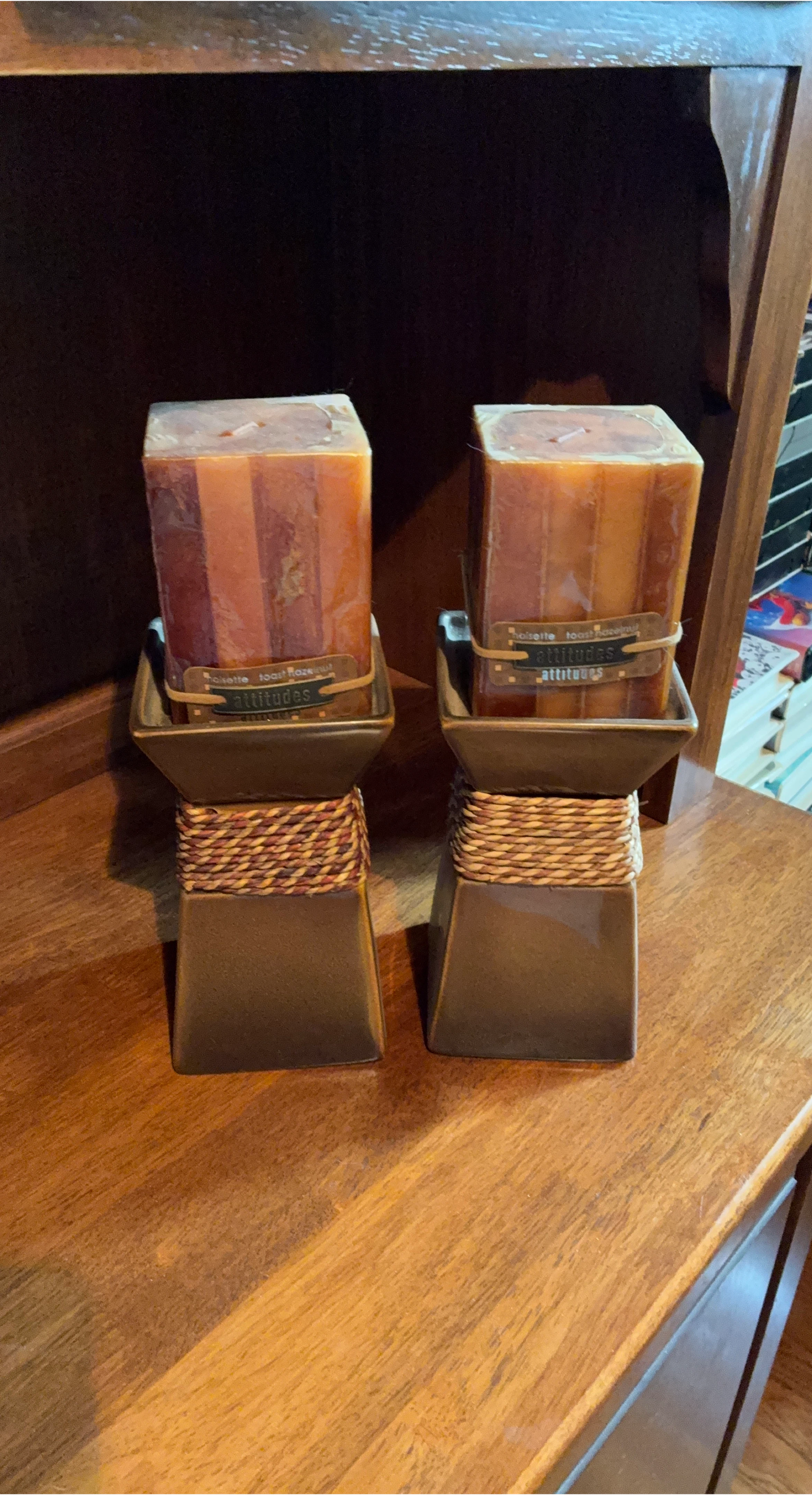 Attitudes Toast Hazelnut Scented Candle Set