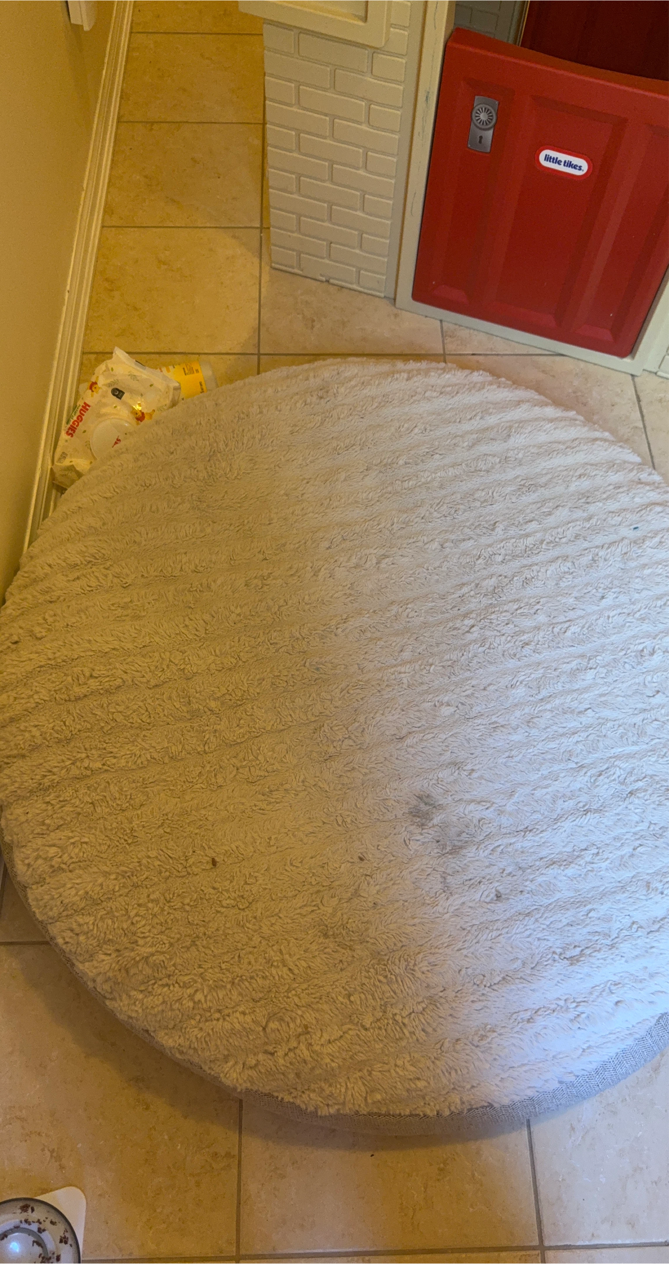 Round Shaggy Rug thumbnail