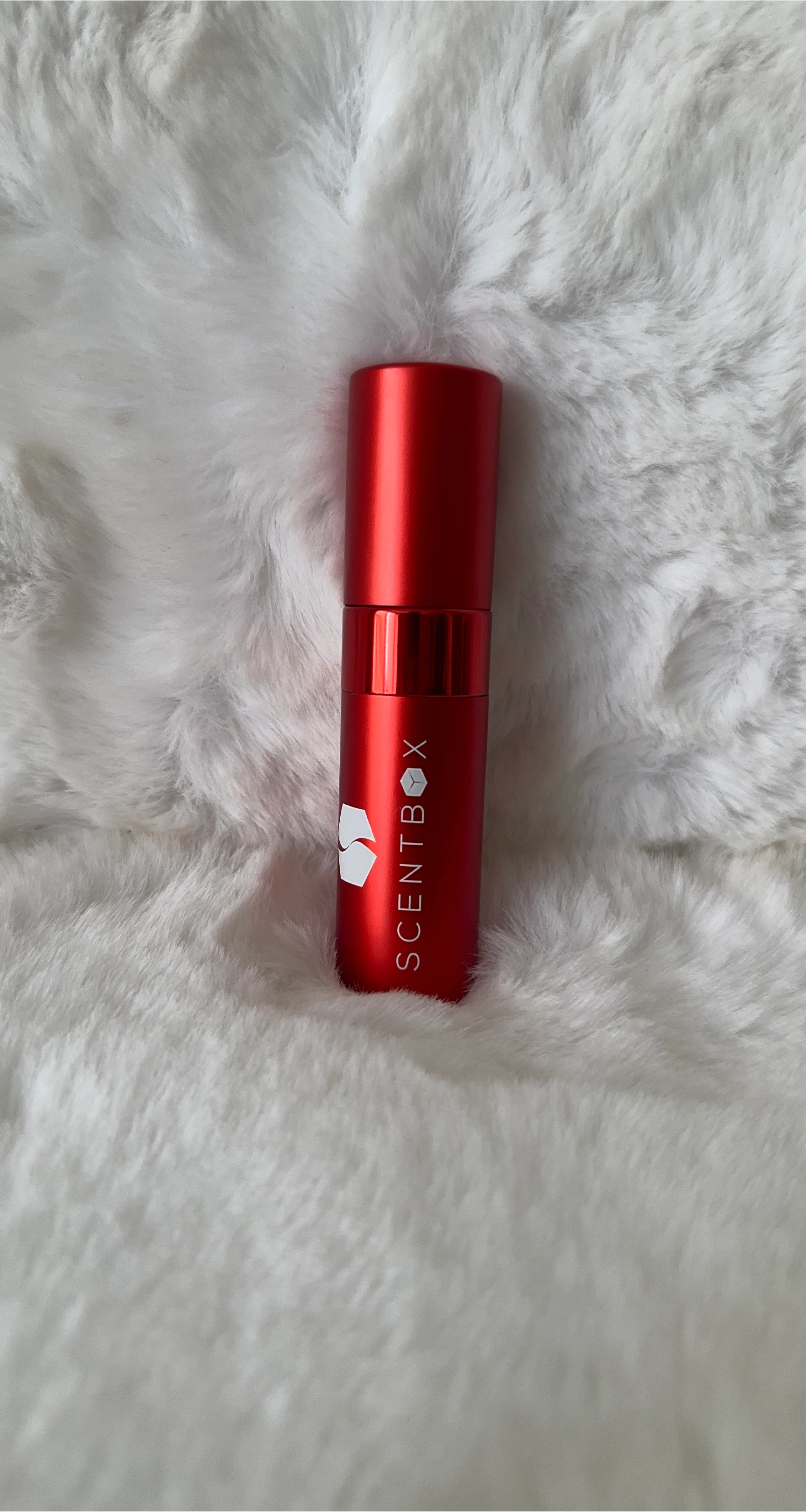 Scentbox Red Perfume Travel Case thumbnail