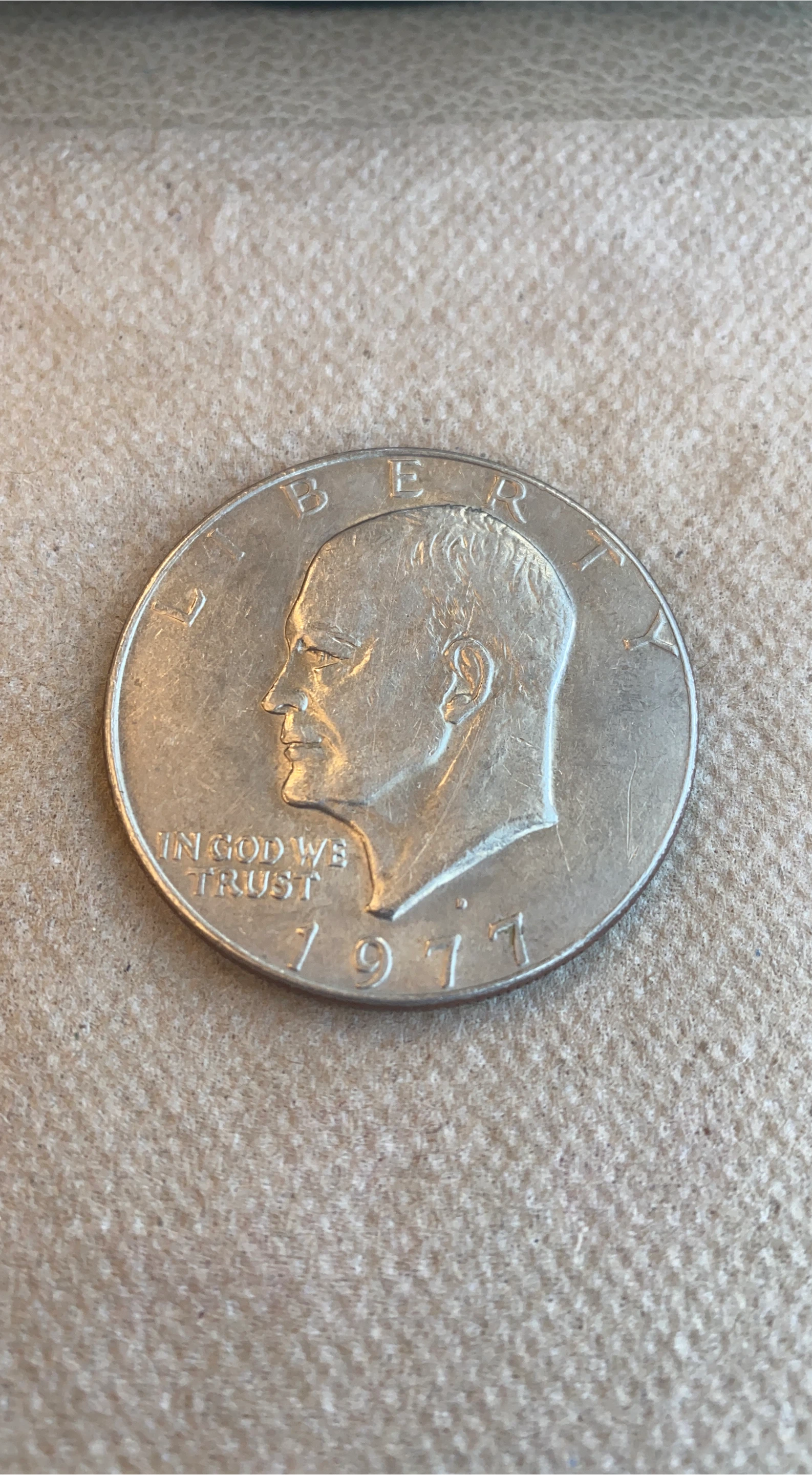 1971 Eisenhower Silver Dollar Coin thumbnail