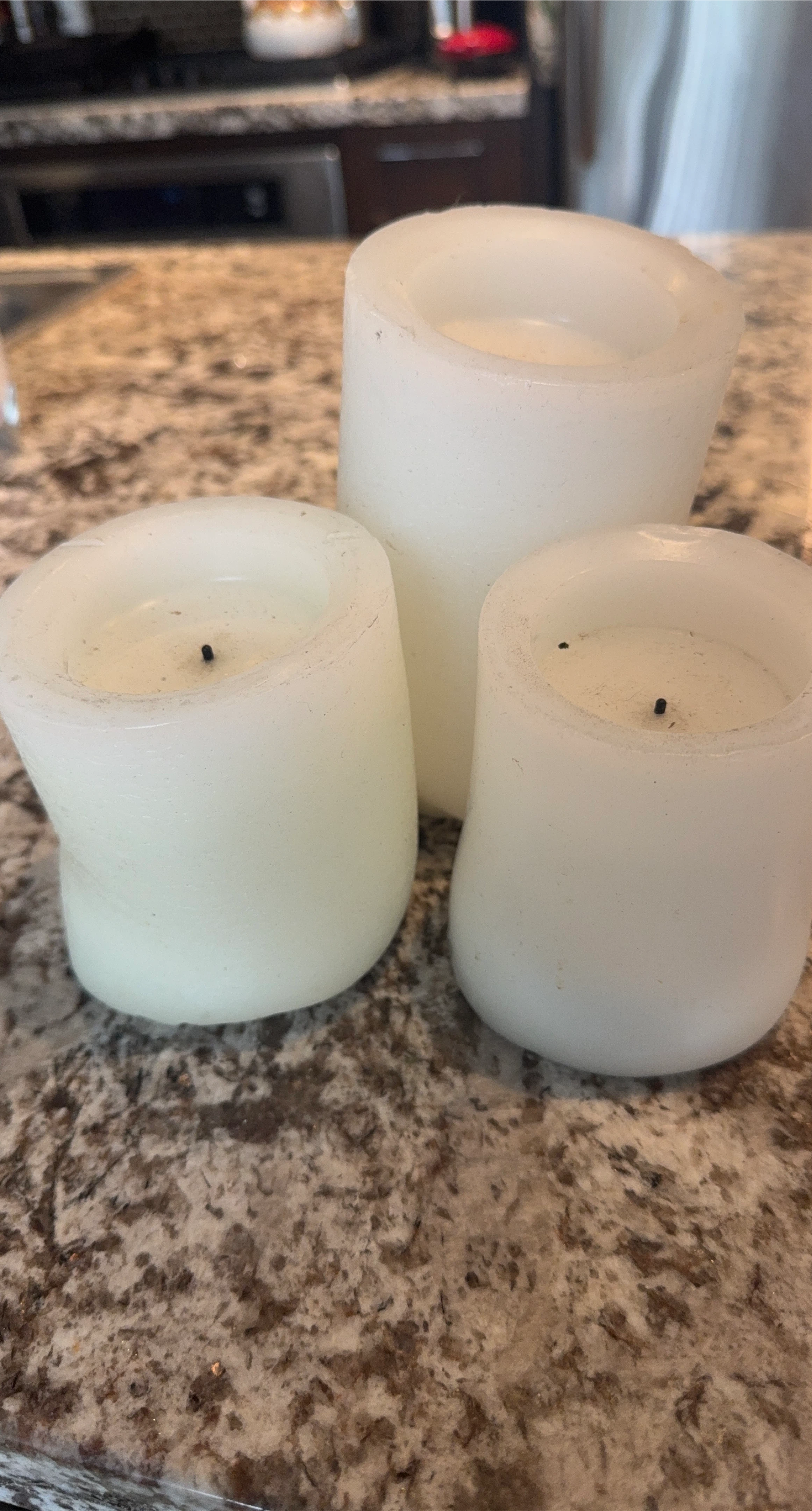 Free Battery Flameless Candles - Set of 3 thumbnail