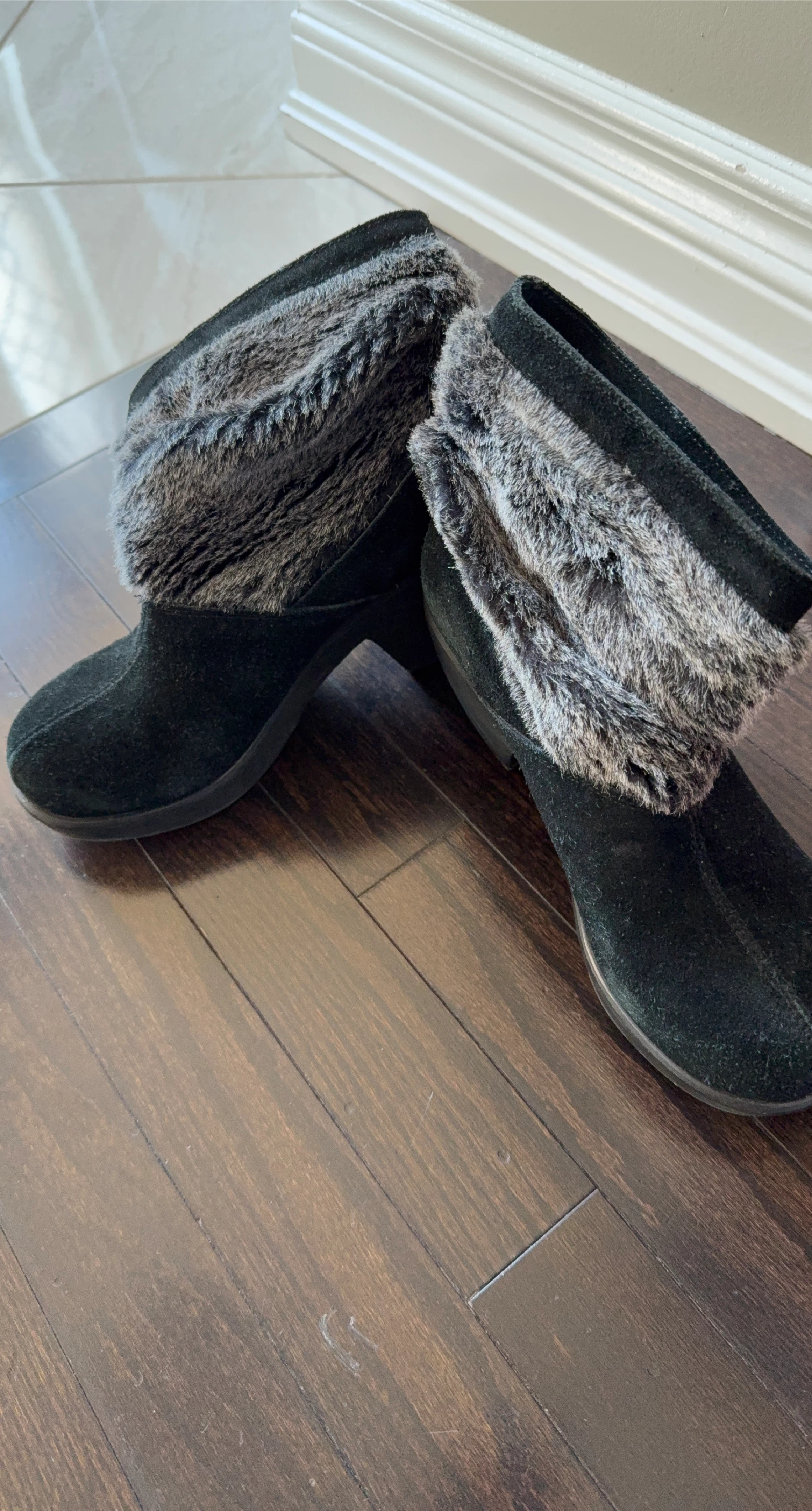 Skechers Black Leather/Textile Ankle Boots Size 6 thumbnail