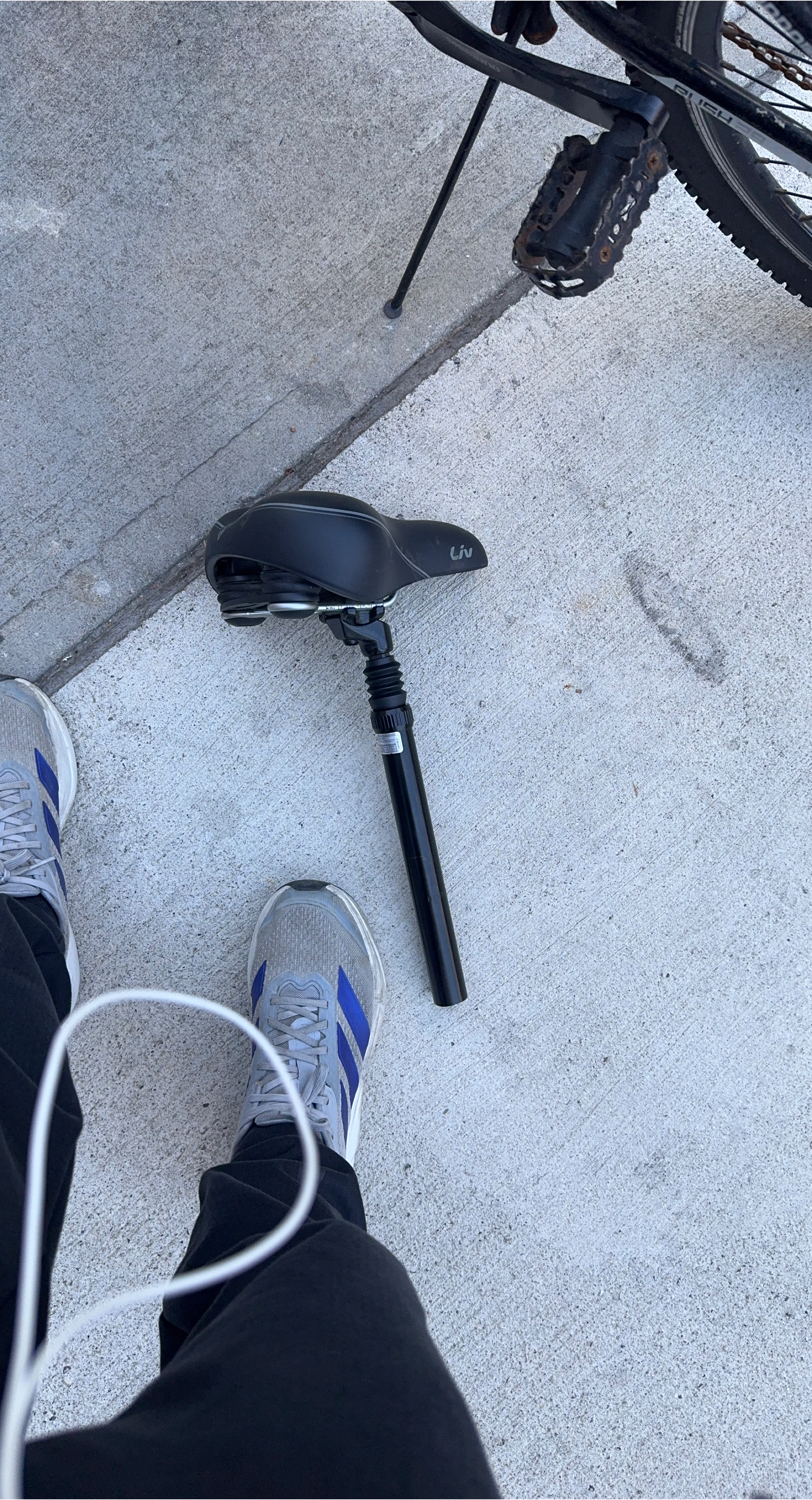 Liv Bike Seat - Black thumbnail