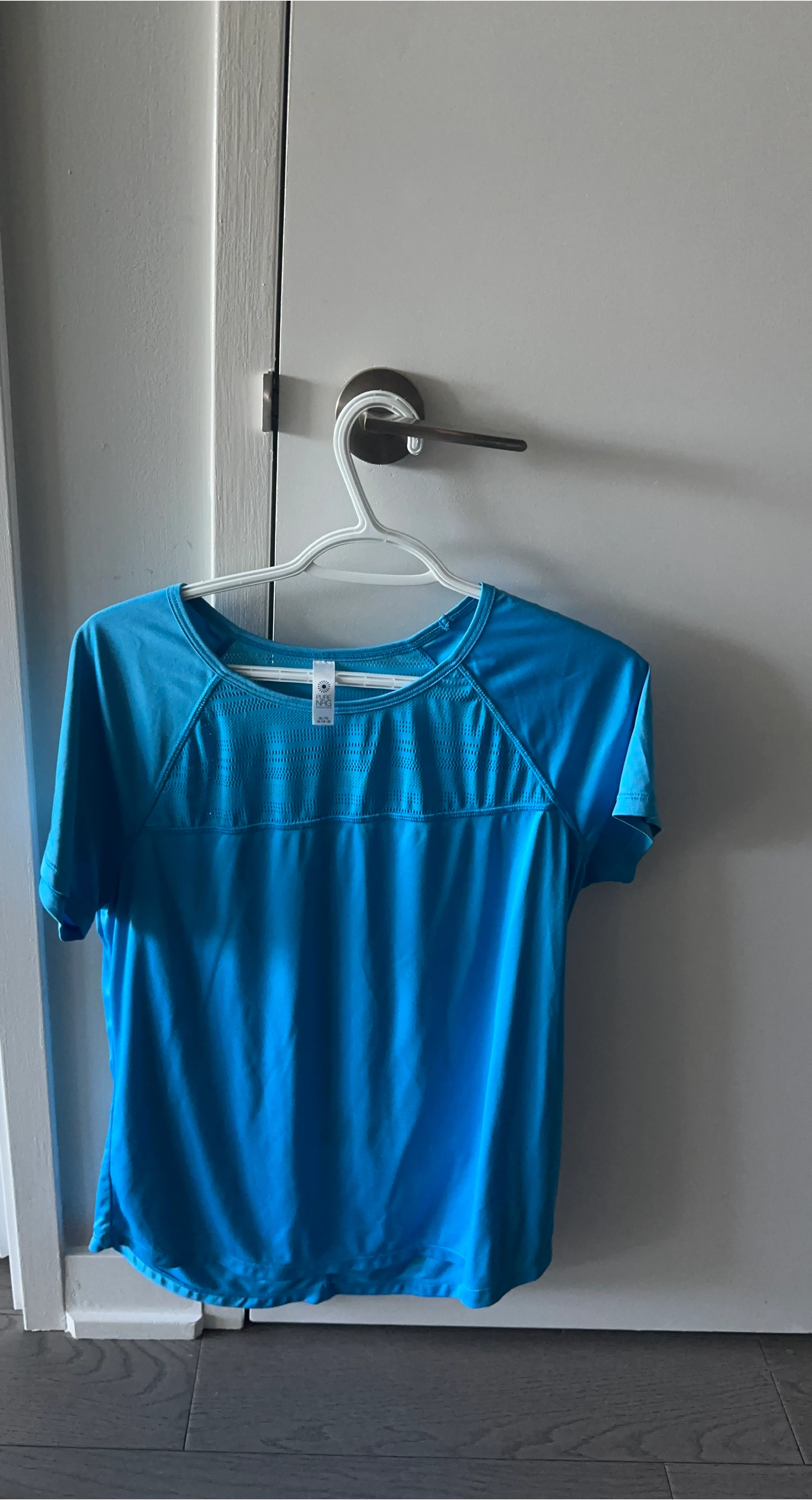 Blue Athletic Top - Size XL