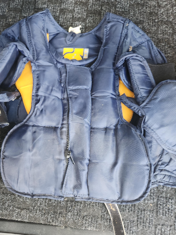 EQ Hockey Padded Protective Shirt JR Medium