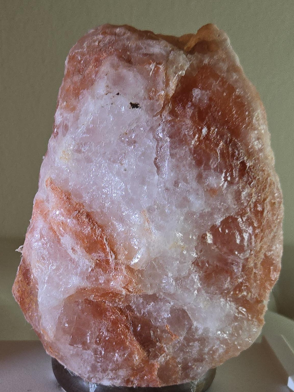 🥕Himalayan Salt Lamp thumbnail