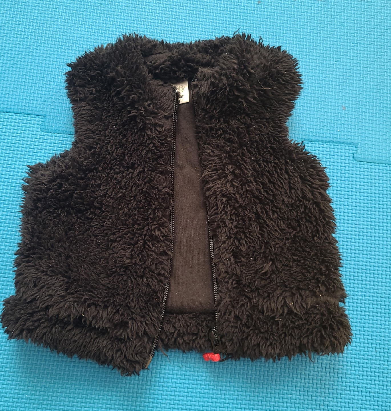 Baby 3 Months Black Fleece Vest image indicator(1)