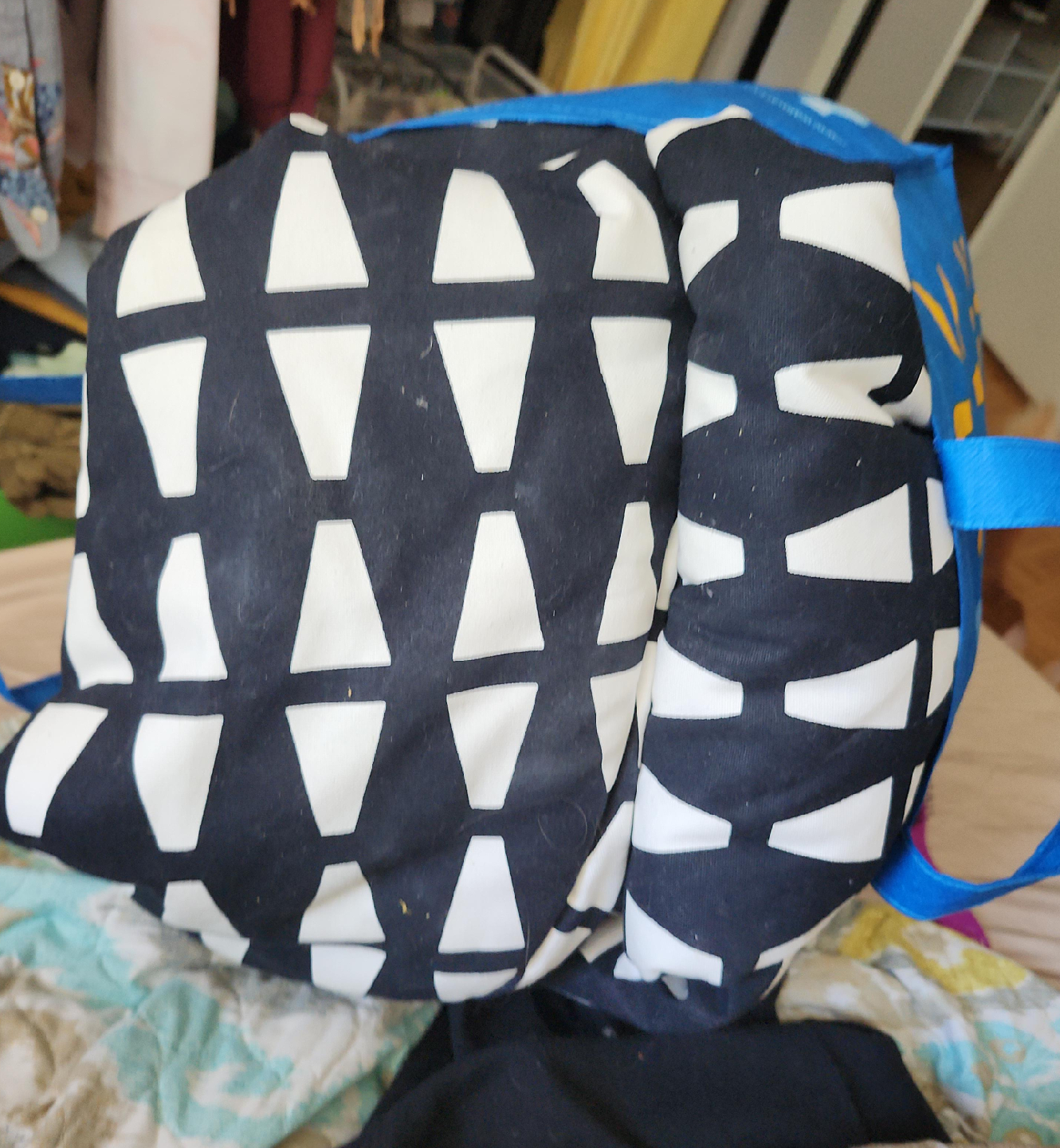 Lycksele Patterned Cover thumbnail