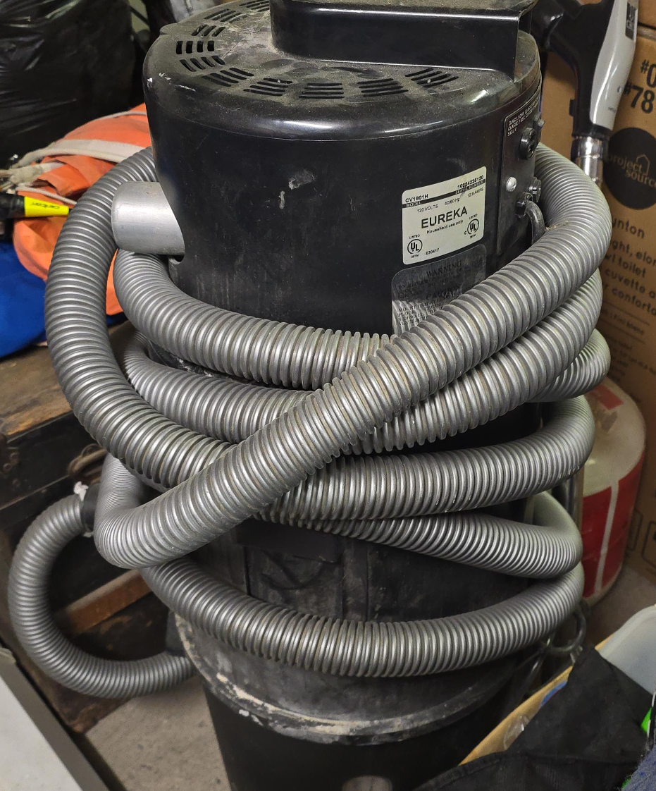 Eureka CV1801H Vacuum thumbnail