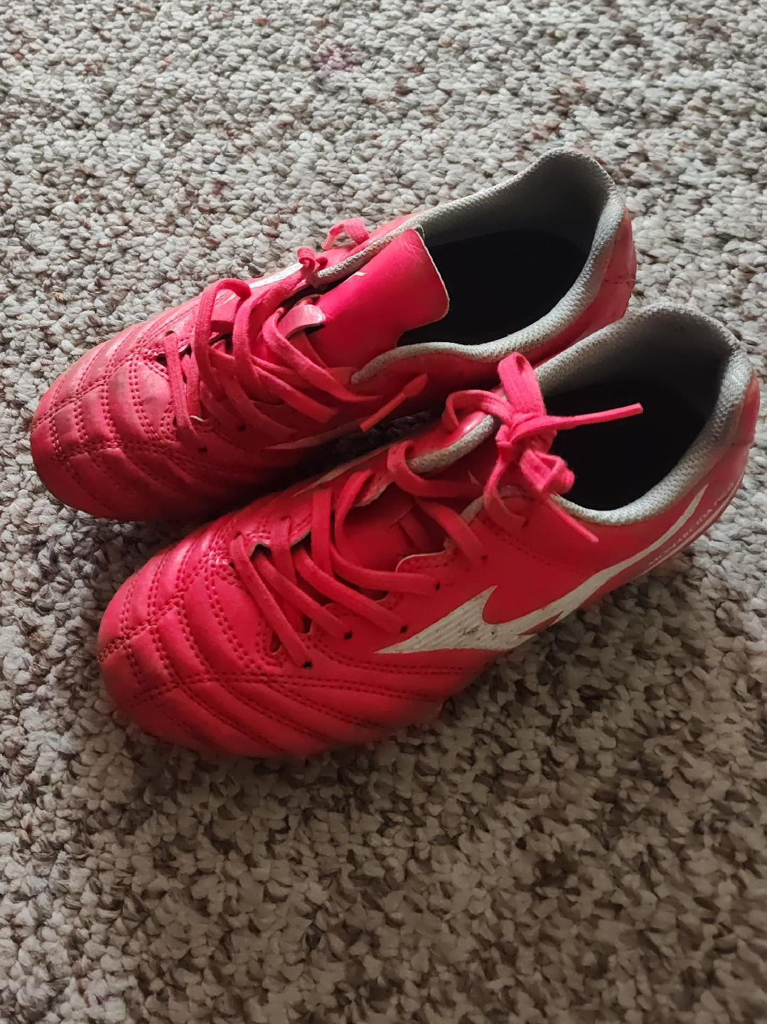 soccer boots girls size 3 US thumbnail