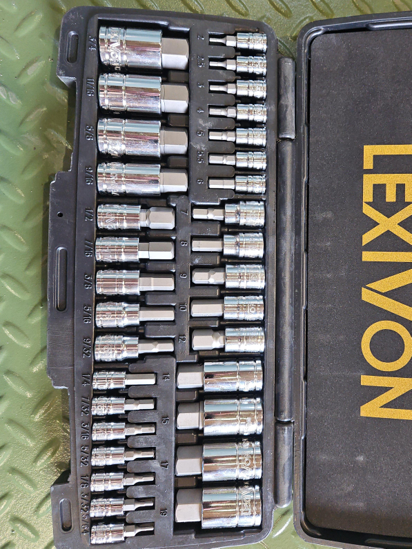 LEXIVON Socket Set