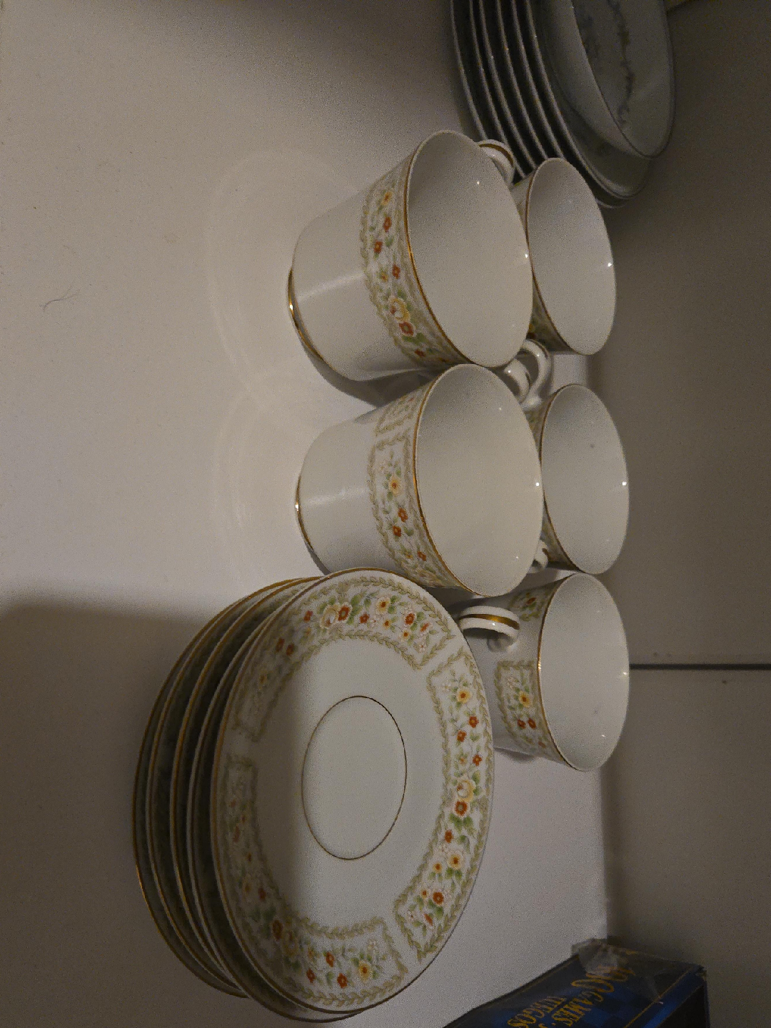Brentwood Fine China Tea Cup Set image indicator(1)
