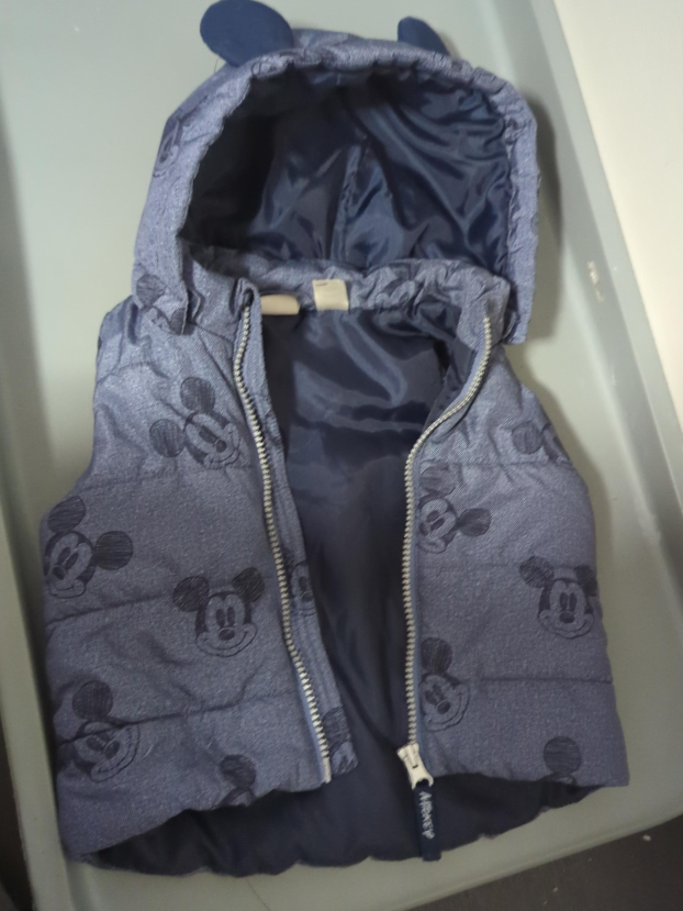 H&M Mickey Mouse Vest 6-9M thumbnail