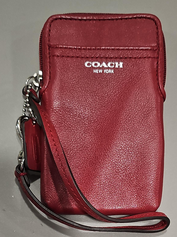 COACH New York Burgundy Leather Wristlet