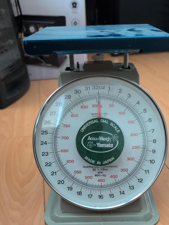 Accu-Weigh by Yamato Universal Dial Scale
