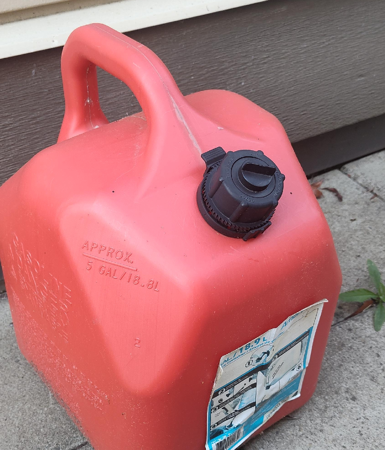 5 Gal/18.8L Gas Can thumbnail