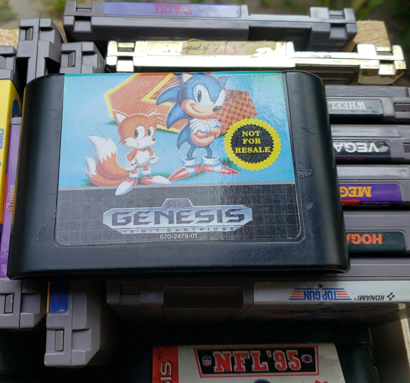 Sonic The Hedgehog Sega Genesis Cartridge thumbnail