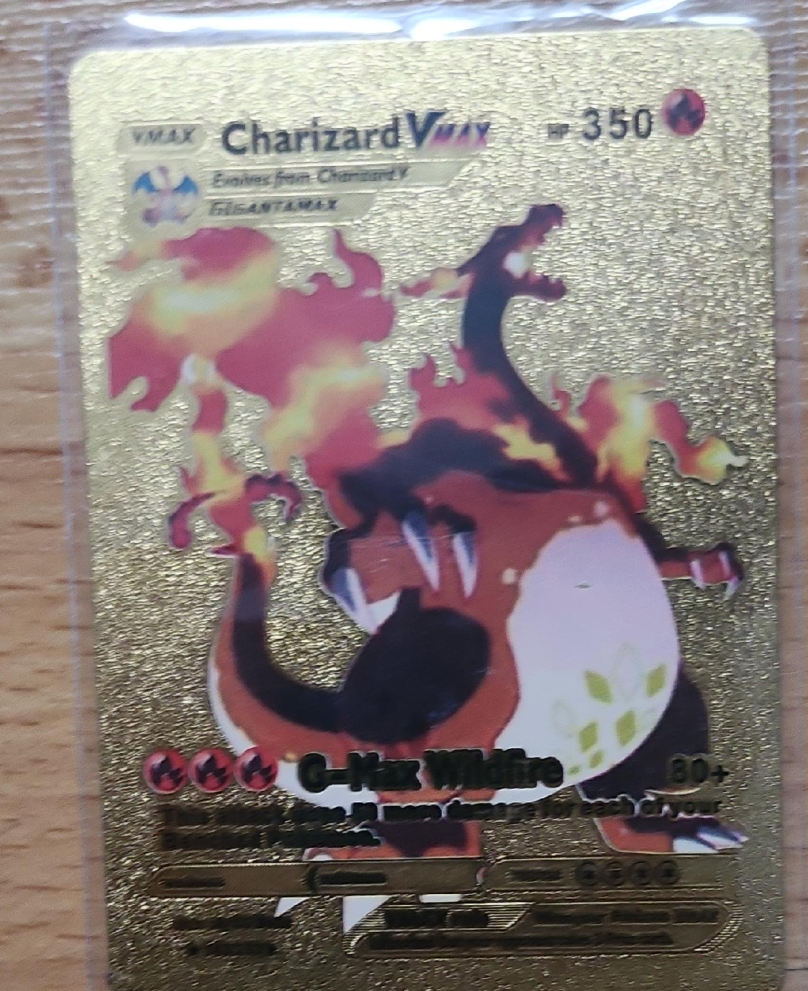 Charizard VMAX Gold Card thumbnail