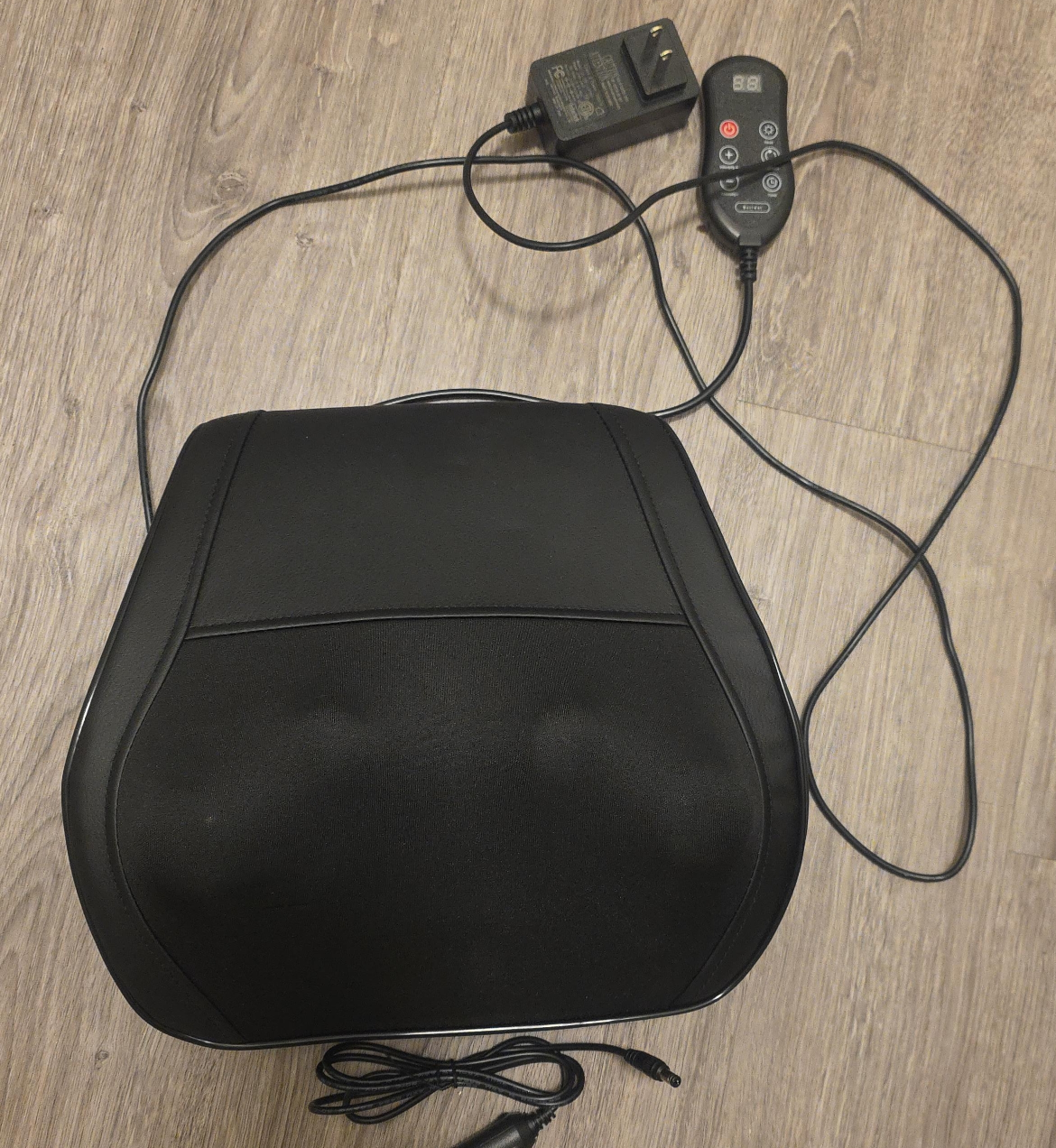 Back Massager with Heat Function thumbnail