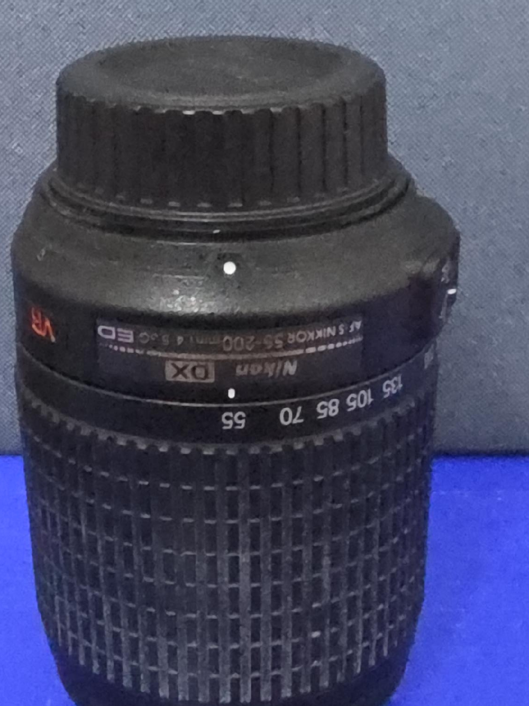 Nikon DX AF-S Nikkor 55-200mm Lens