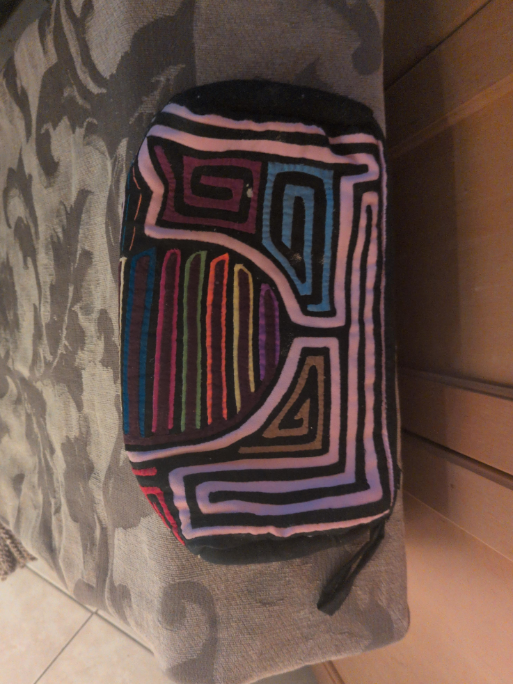 Mola Pouch with Geometric Design thumbnail