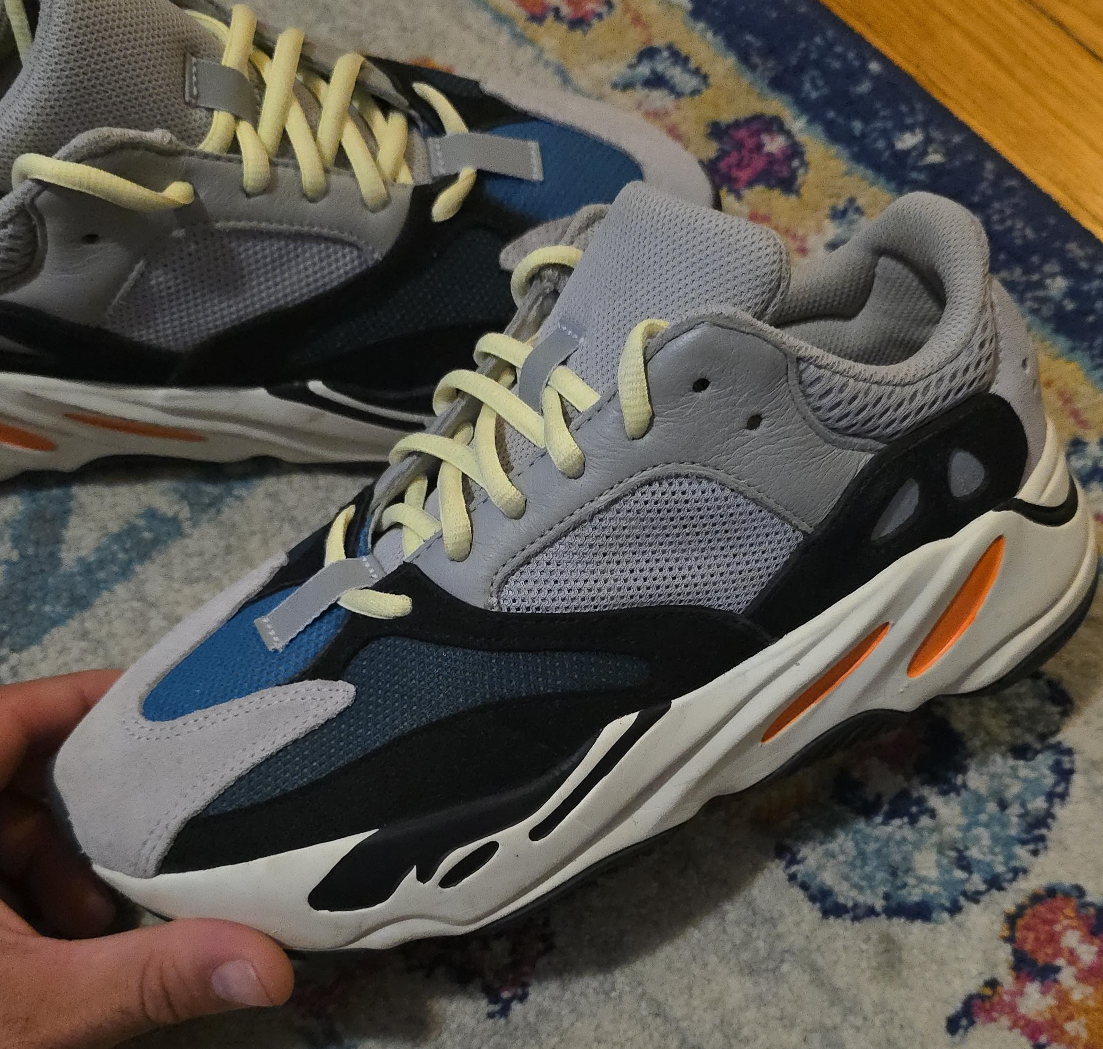 Adidas Yeezy Boost 700 Wave Runner