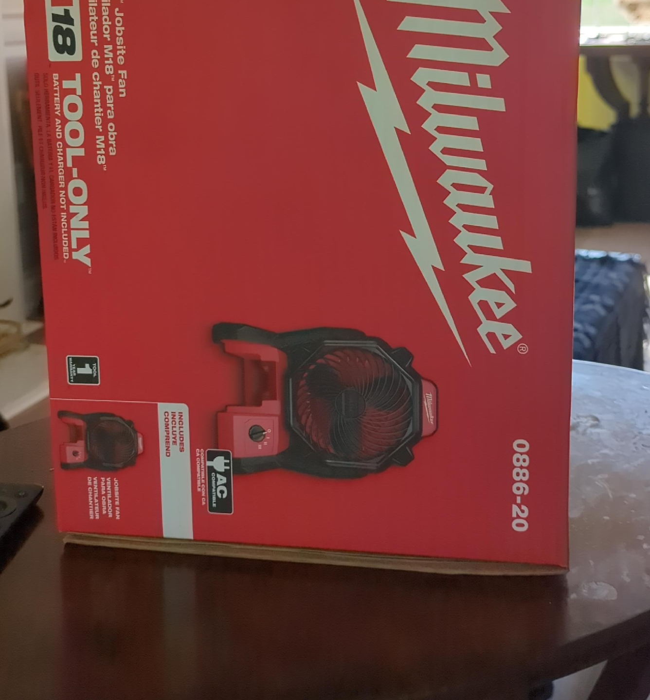 Milwaukee 0886-20 M18 Jobsite Fan - Tool Only thumbnail