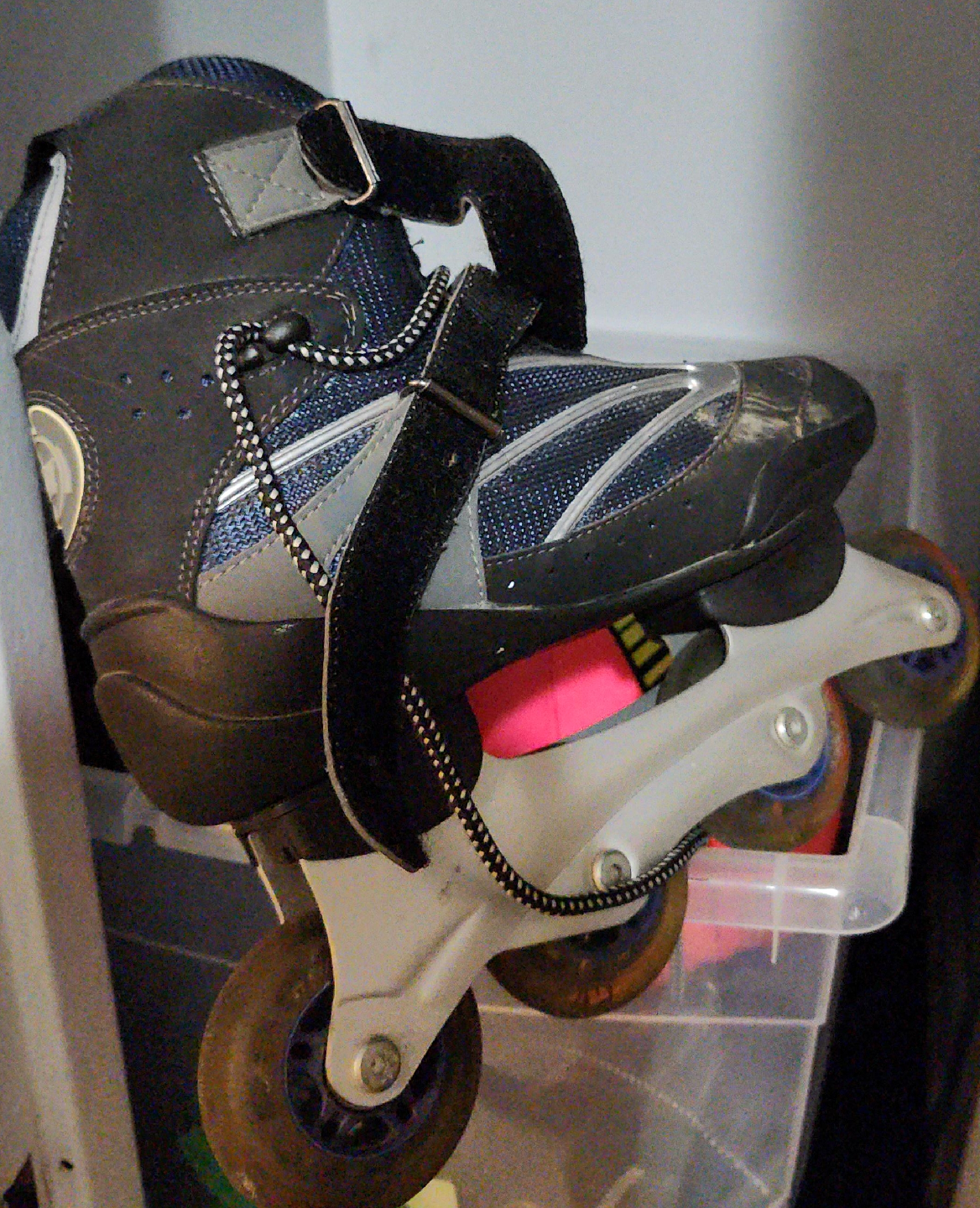 Used Roller Blades thumbnail