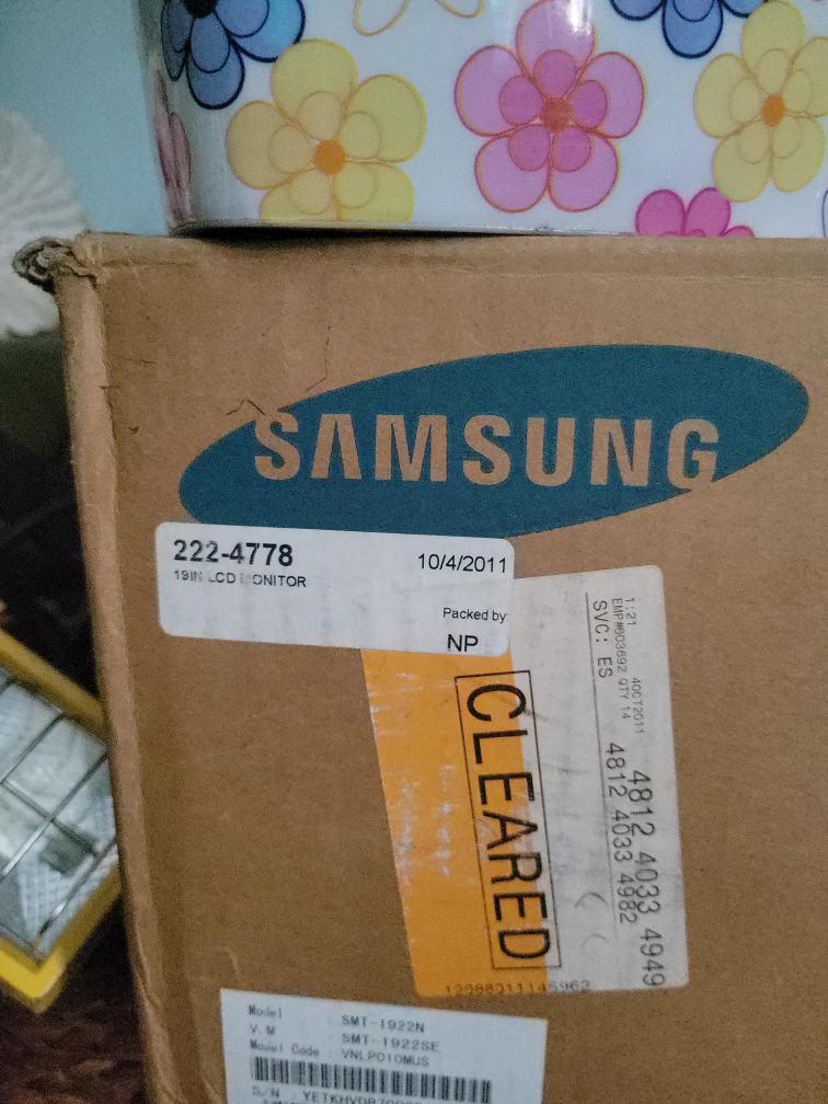 Samsung 19in LCD Monitor SMT-1922N thumbnail