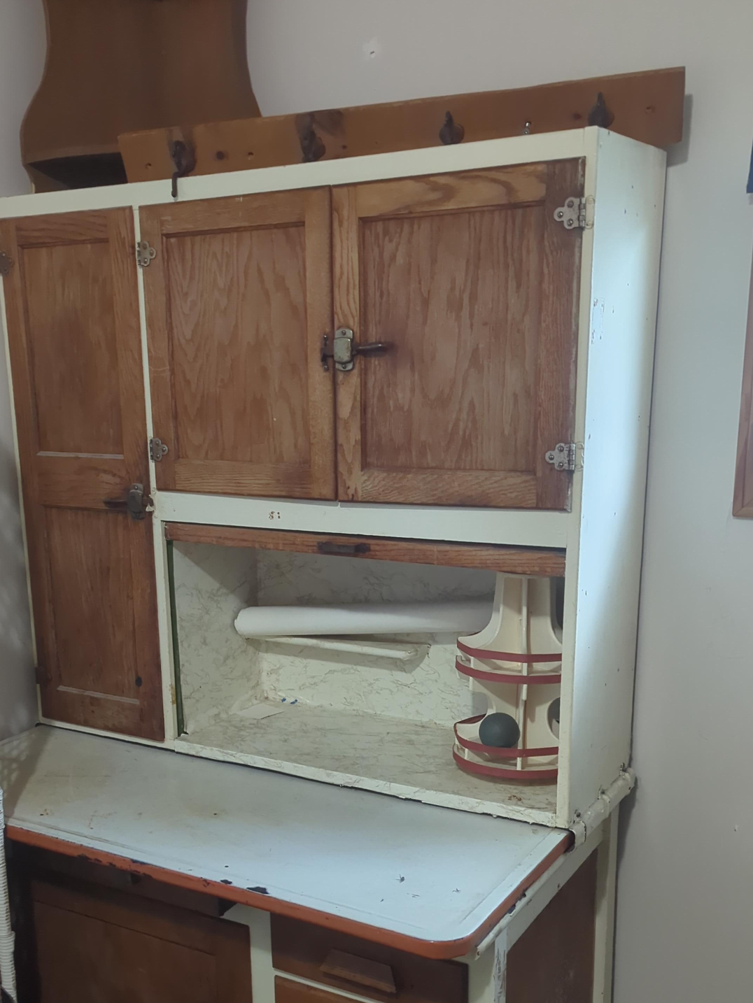 Vintage Kitchen Hutch (Hoosier cabinet)