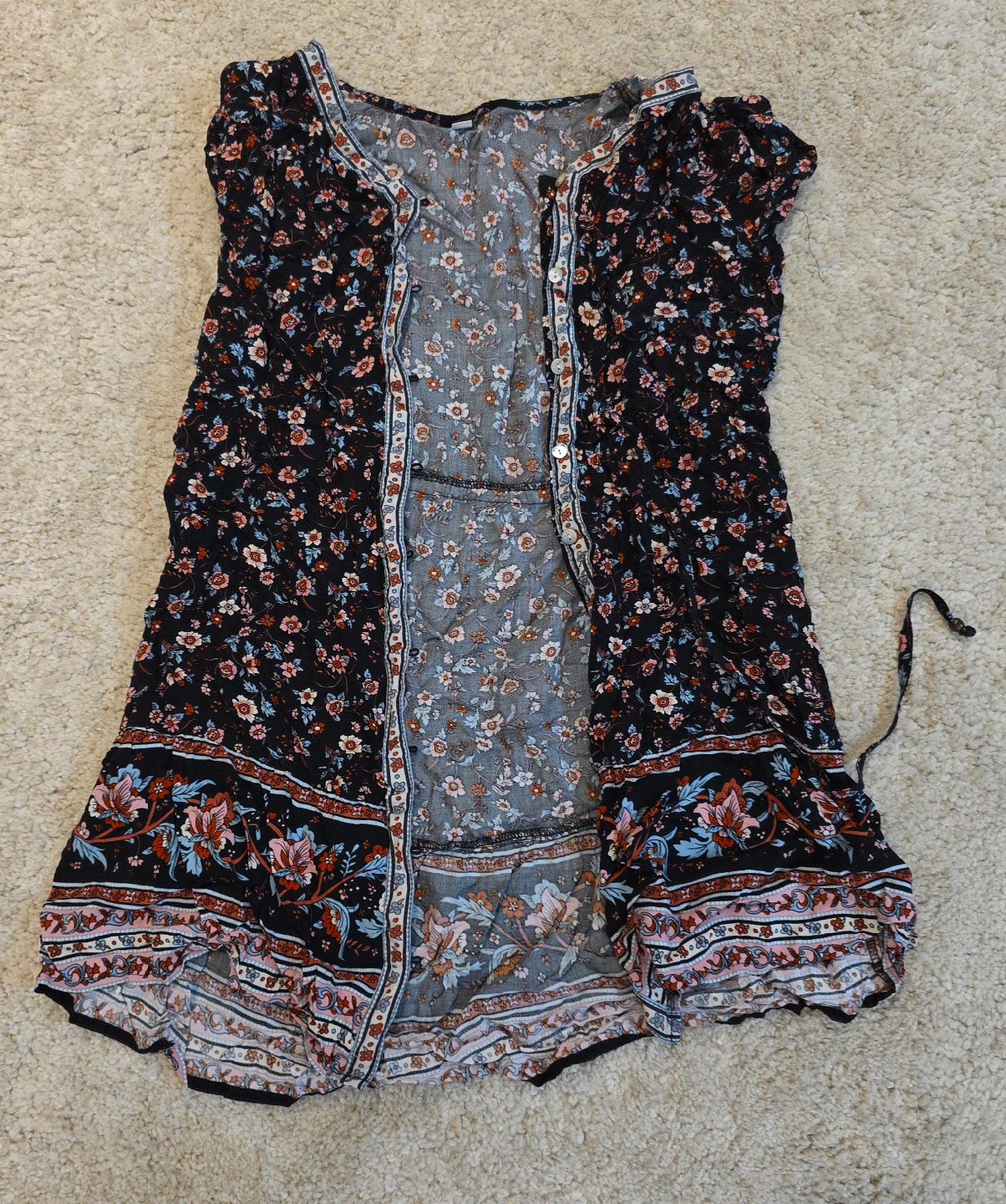 Floral Print Top - Size Small thumbnail