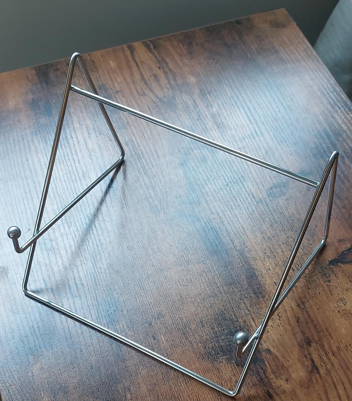 Wire Cookbook/Tablet Stand thumbnail