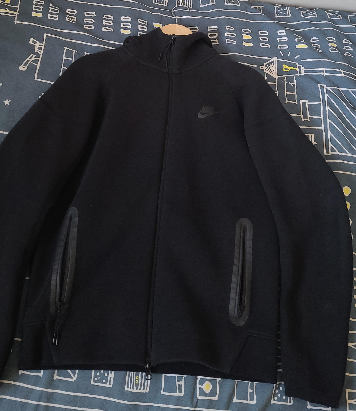 Nike Tech Fleece Full-Zip Hoodie - Black thumbnail